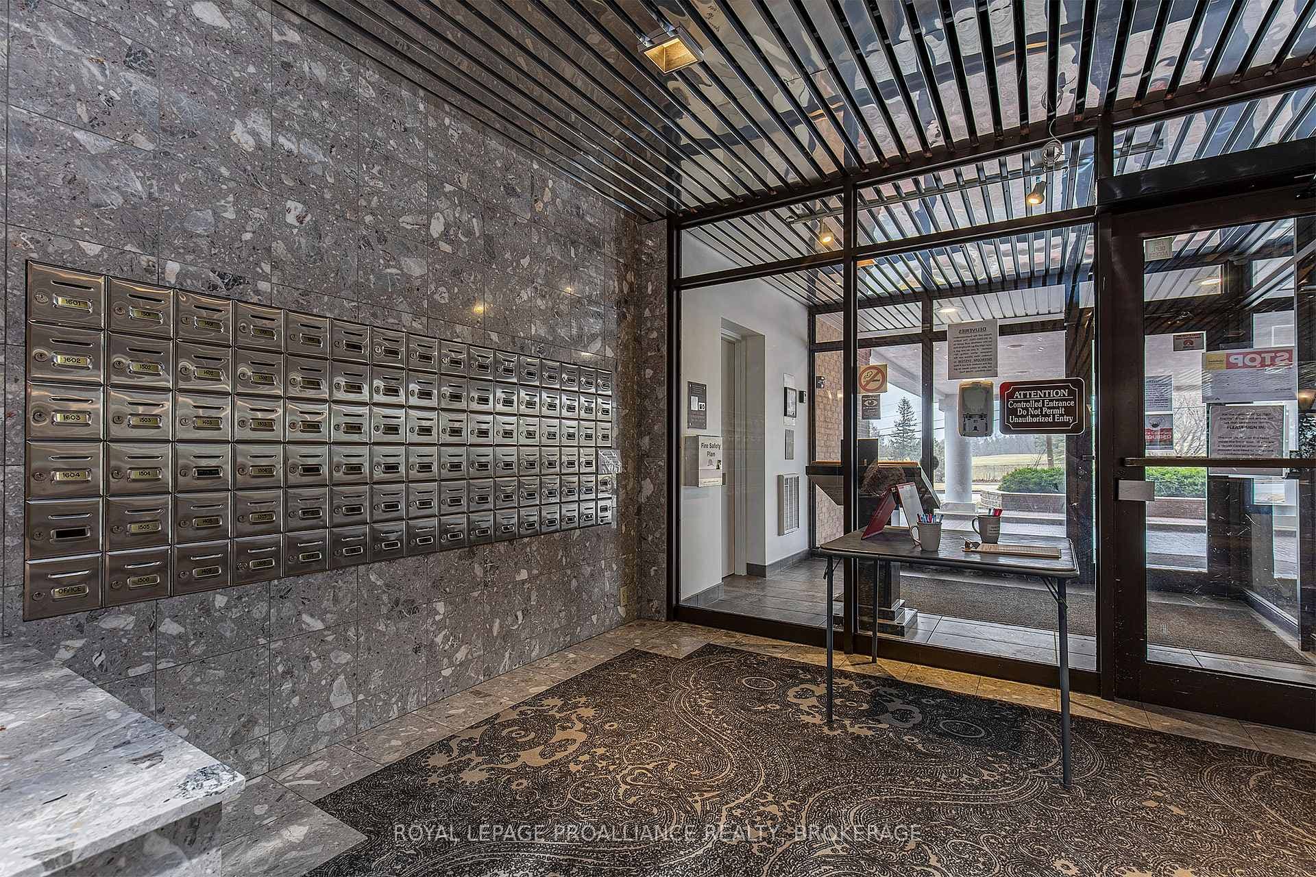 1000 King Street Unit 1302 photo 12