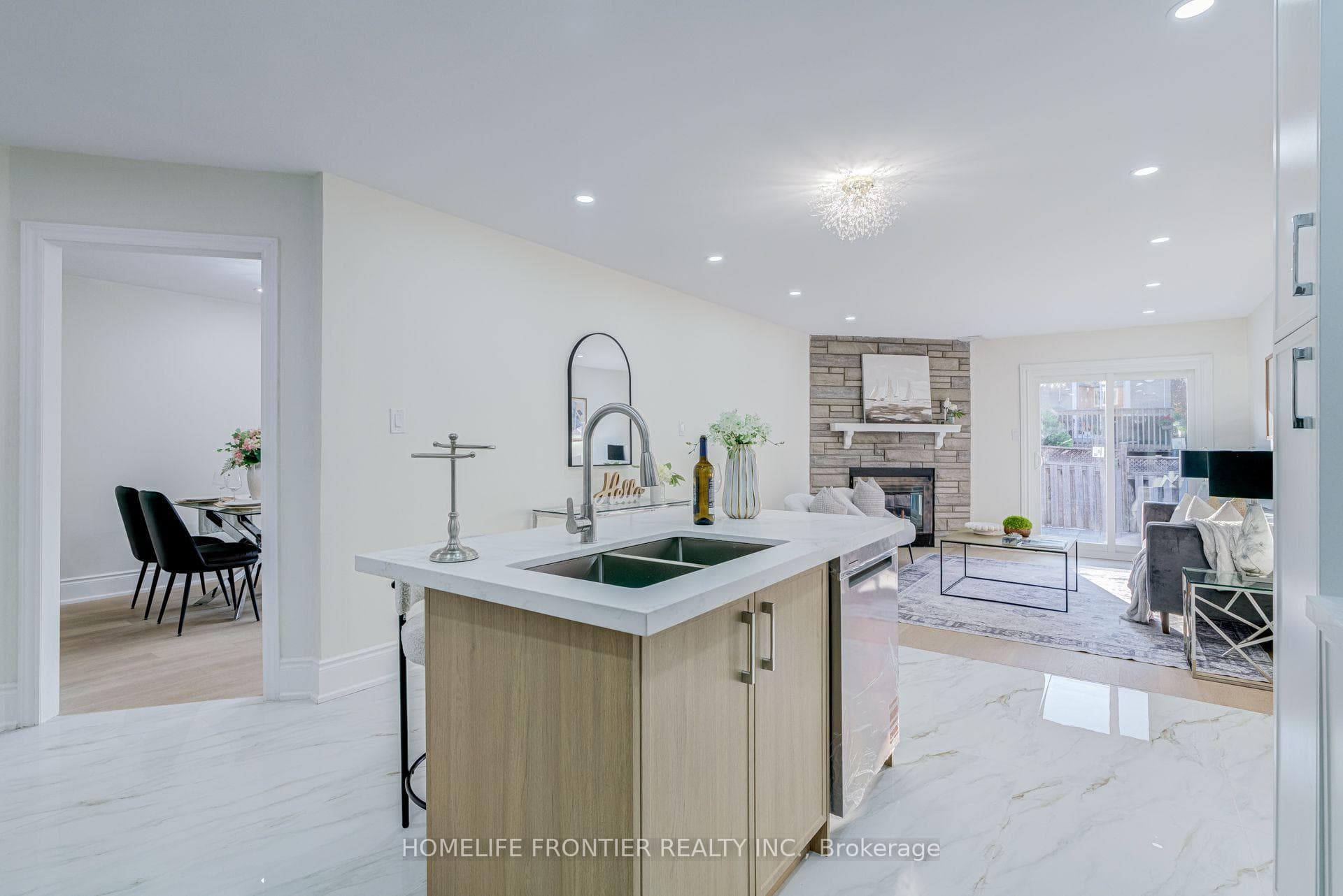 1059 Ivandale Drive photo 16