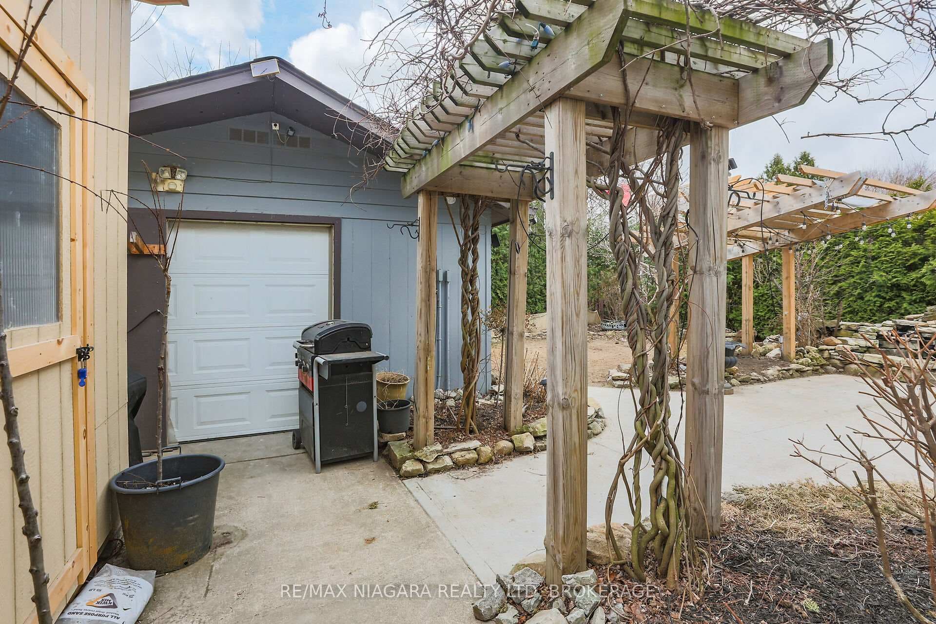 32 Perry Street photo 34