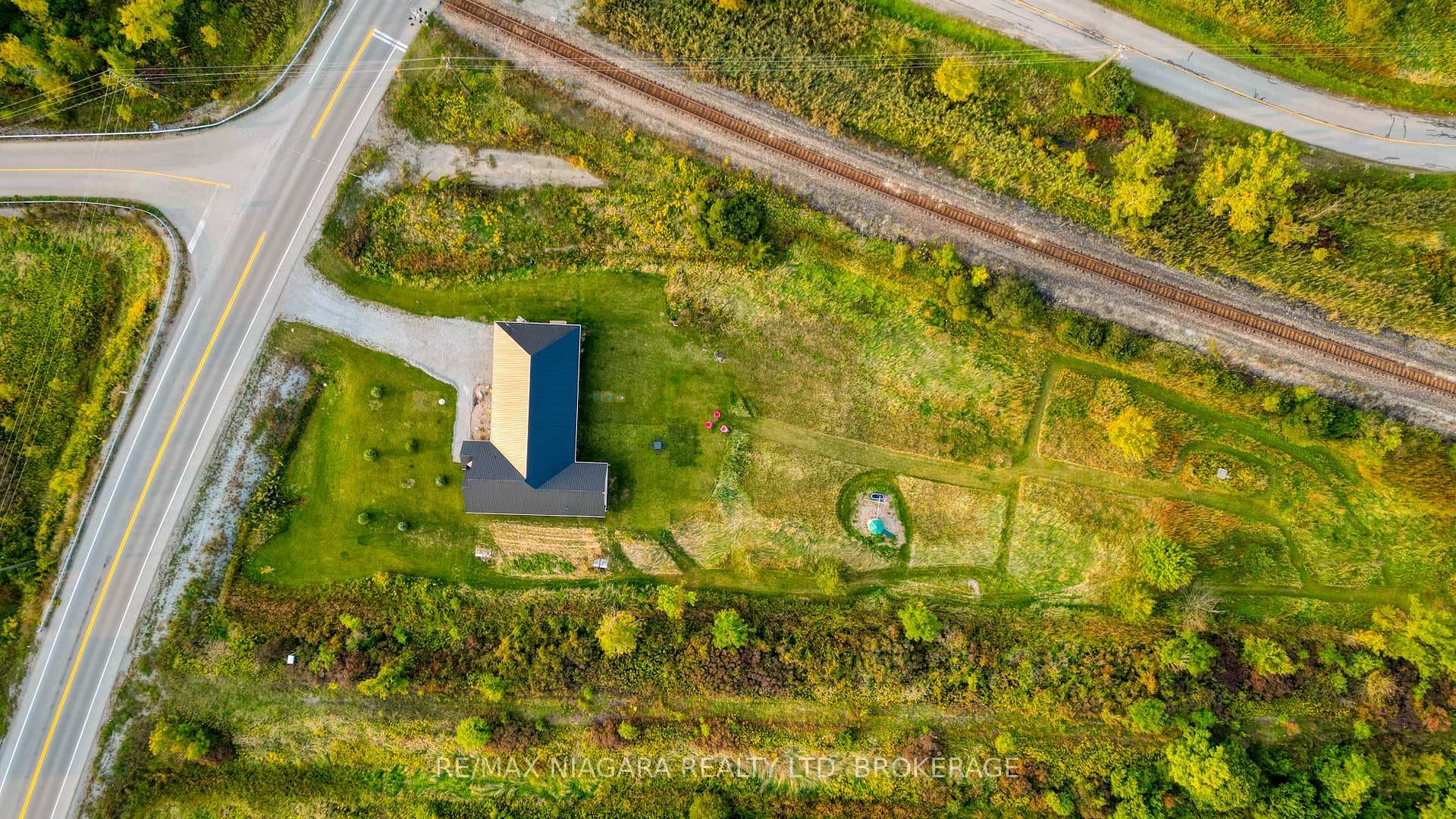 3921 Miller Road photo 30
