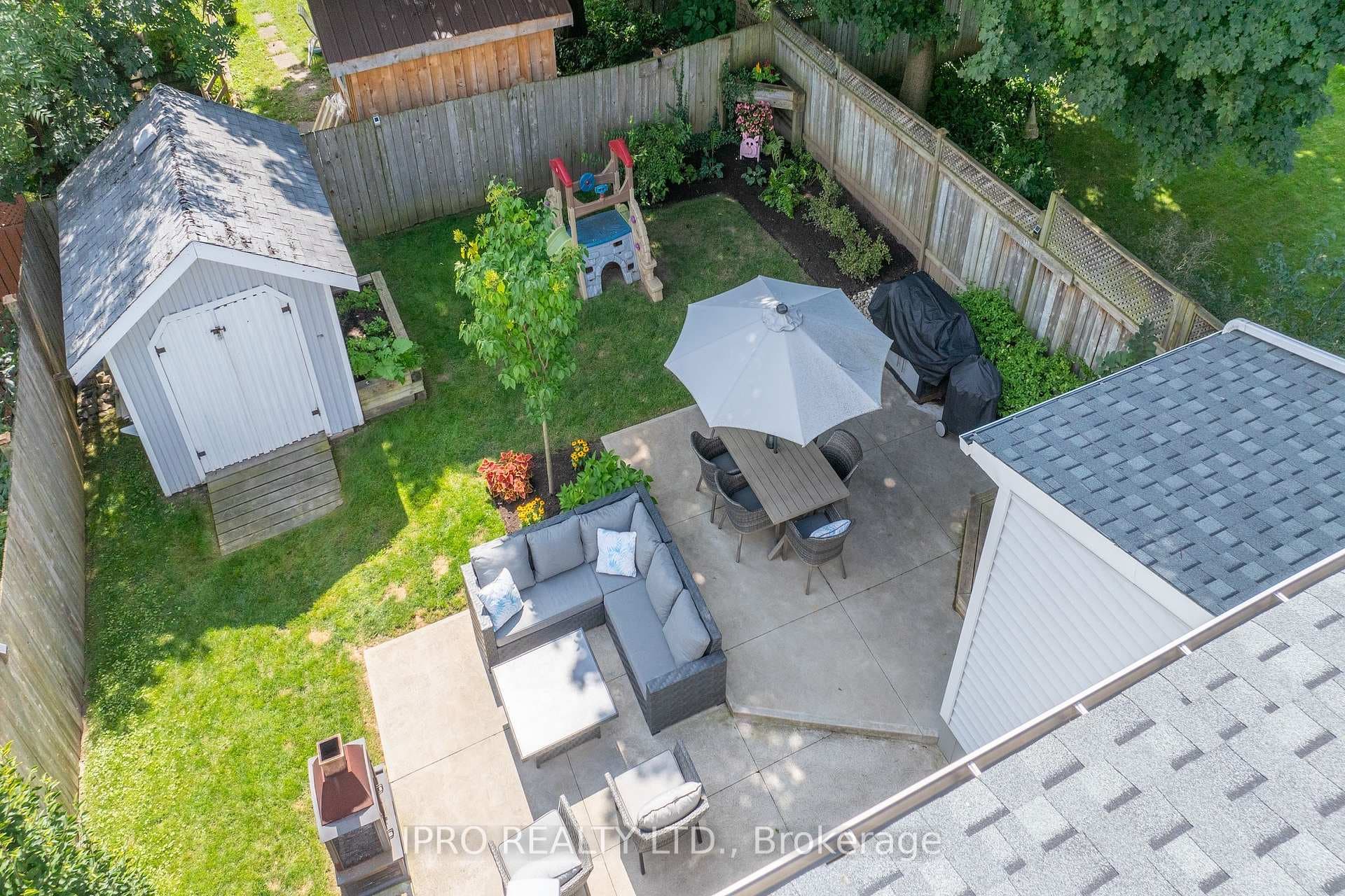 3 Spencer Avenue photo 3