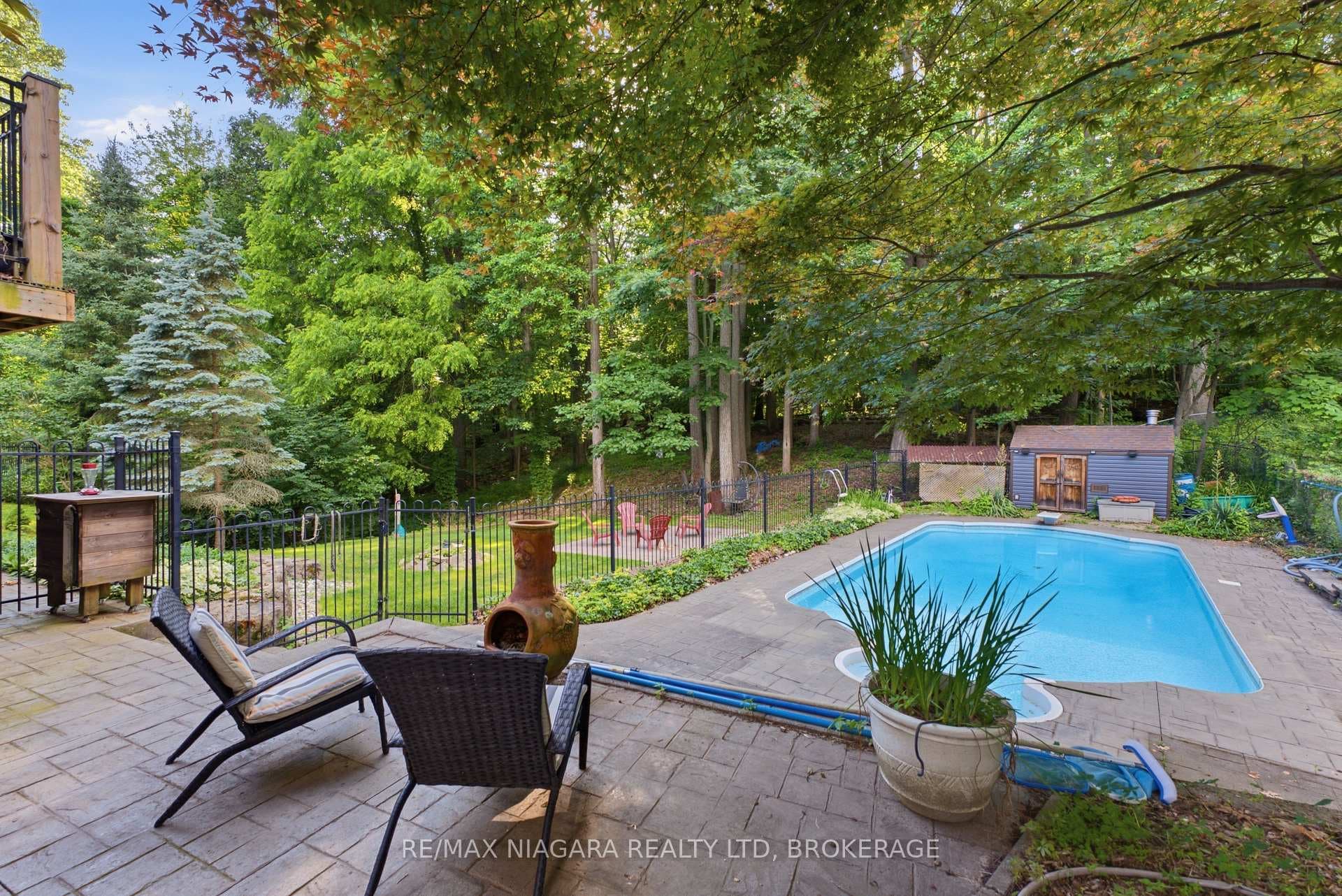 9 Beechnut Court photo 37