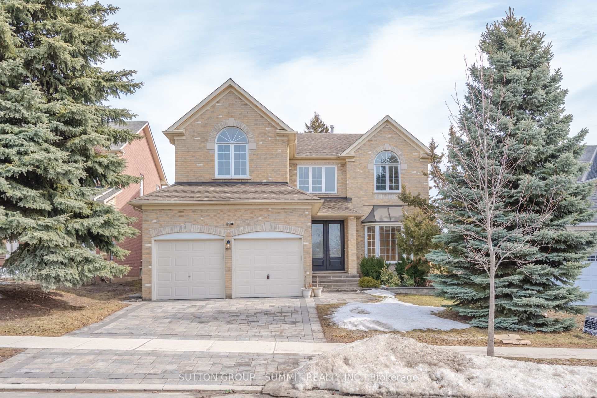 49 Central Park Drive photo 1