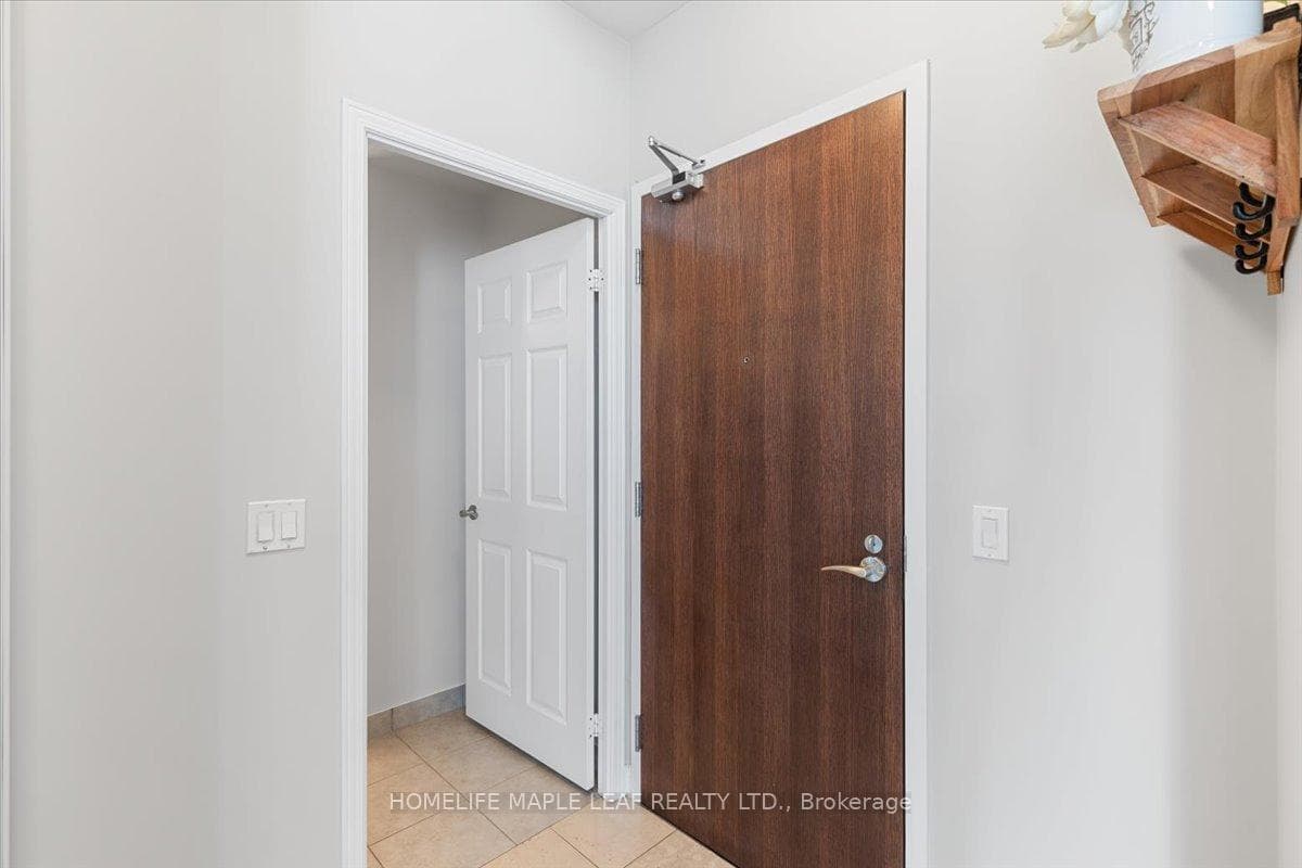 339 Rathburn Road Unit Ph04 photo 23