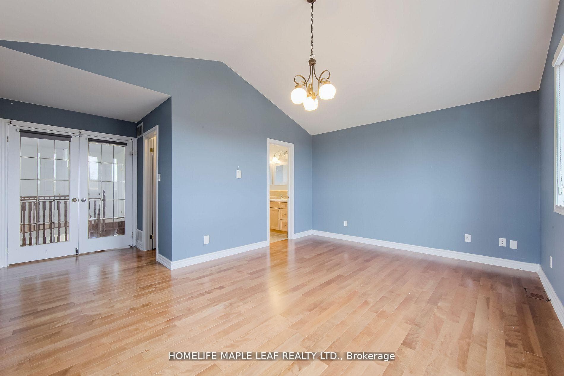 255436 Ninth Line photo 19