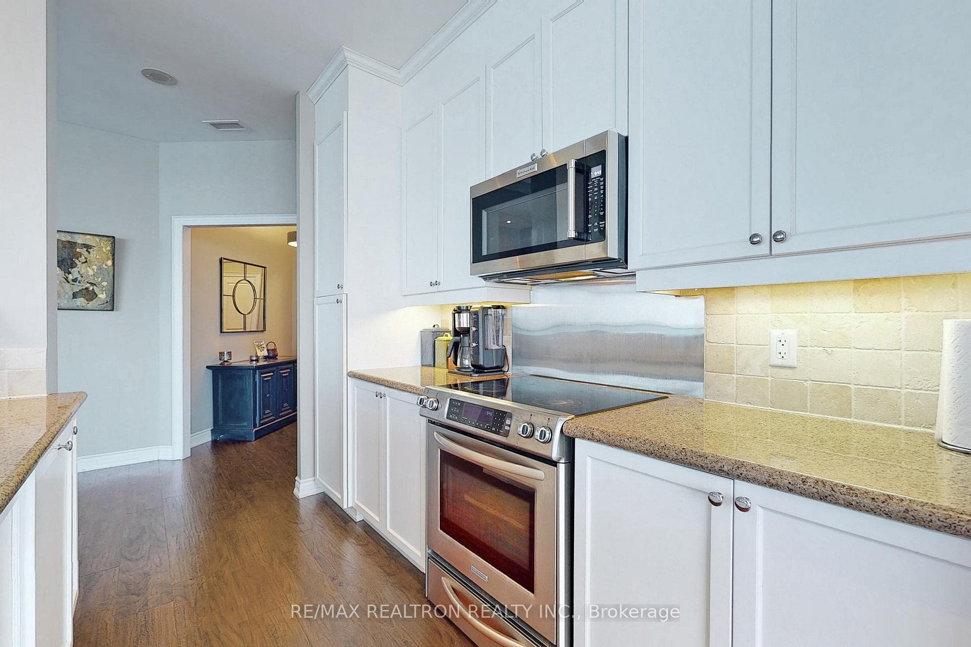 37 Ellen Street Unit PH06 photo 16