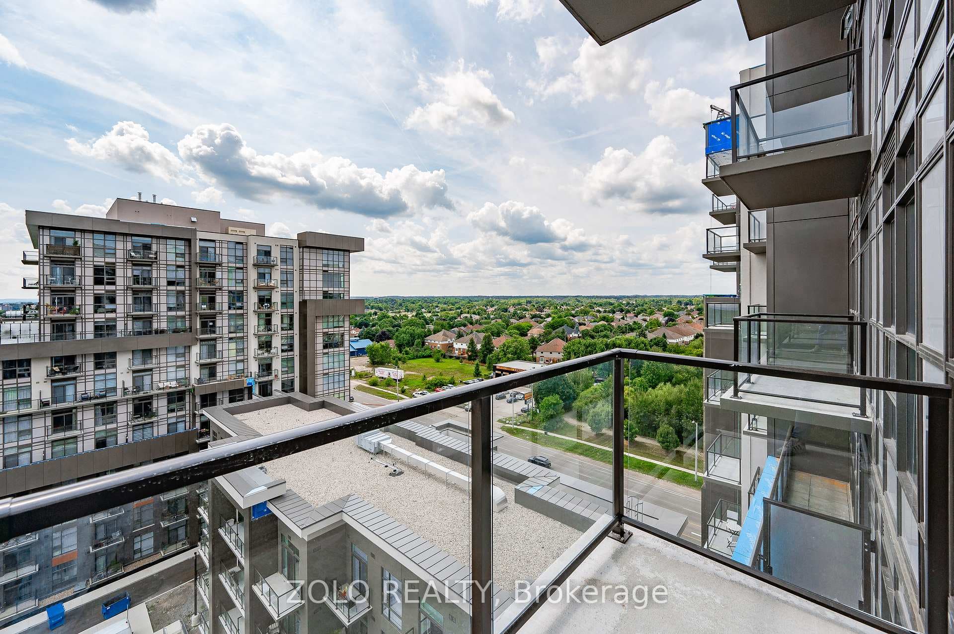 470 Dundas Street Unit 1011 photo 26