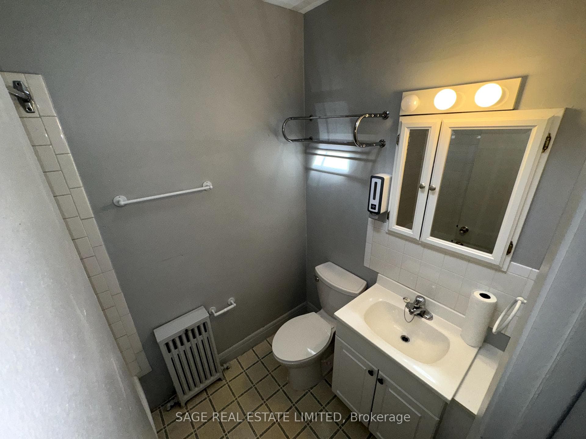 2500 Kingston Road #1