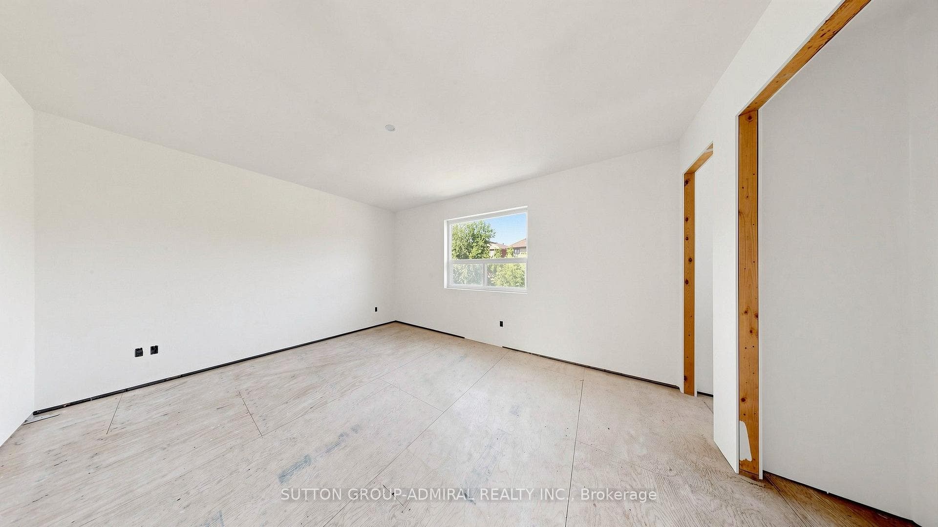 62 Rosemeade Avenue photo 35
