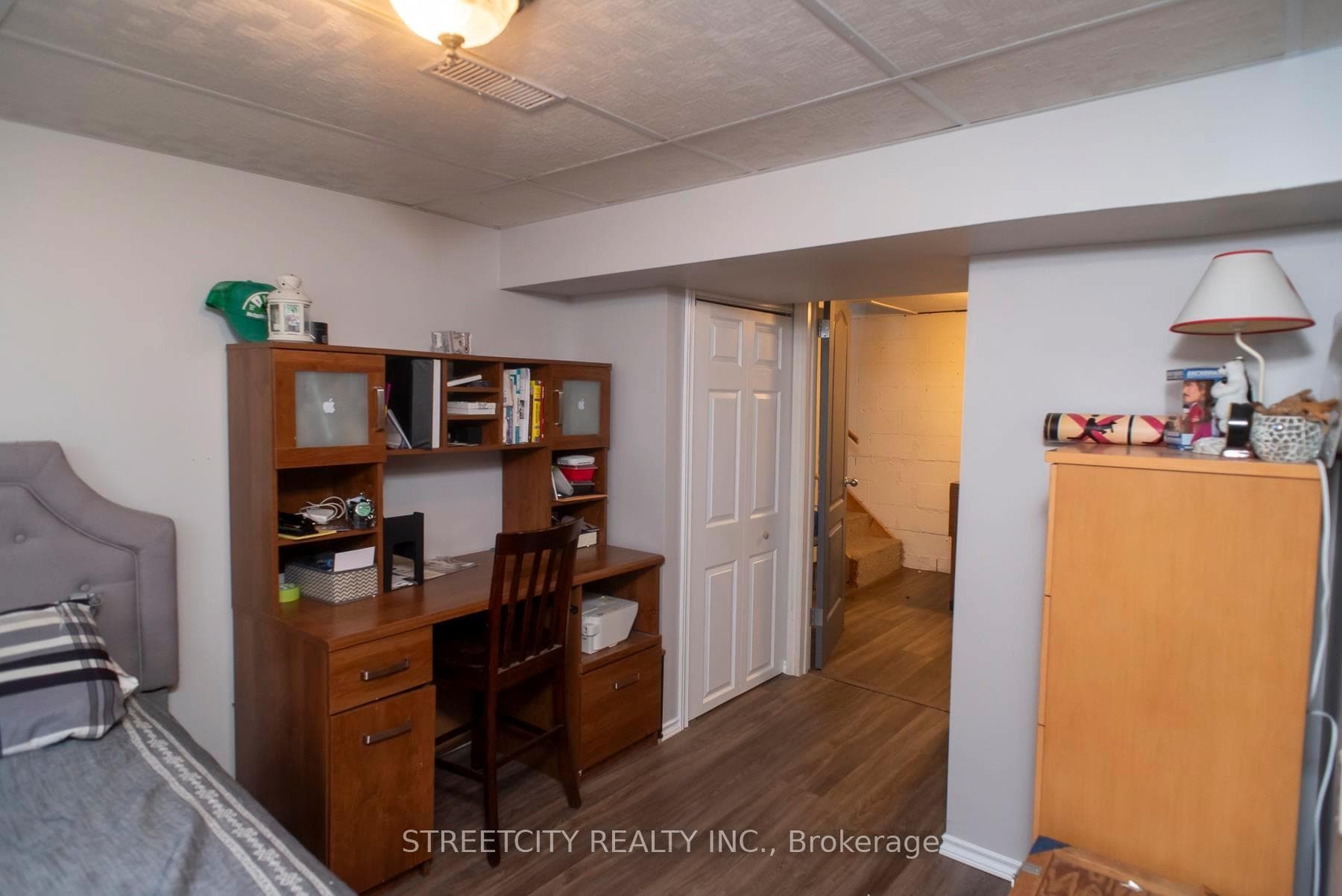 82 Kenogami Avenue photo 34