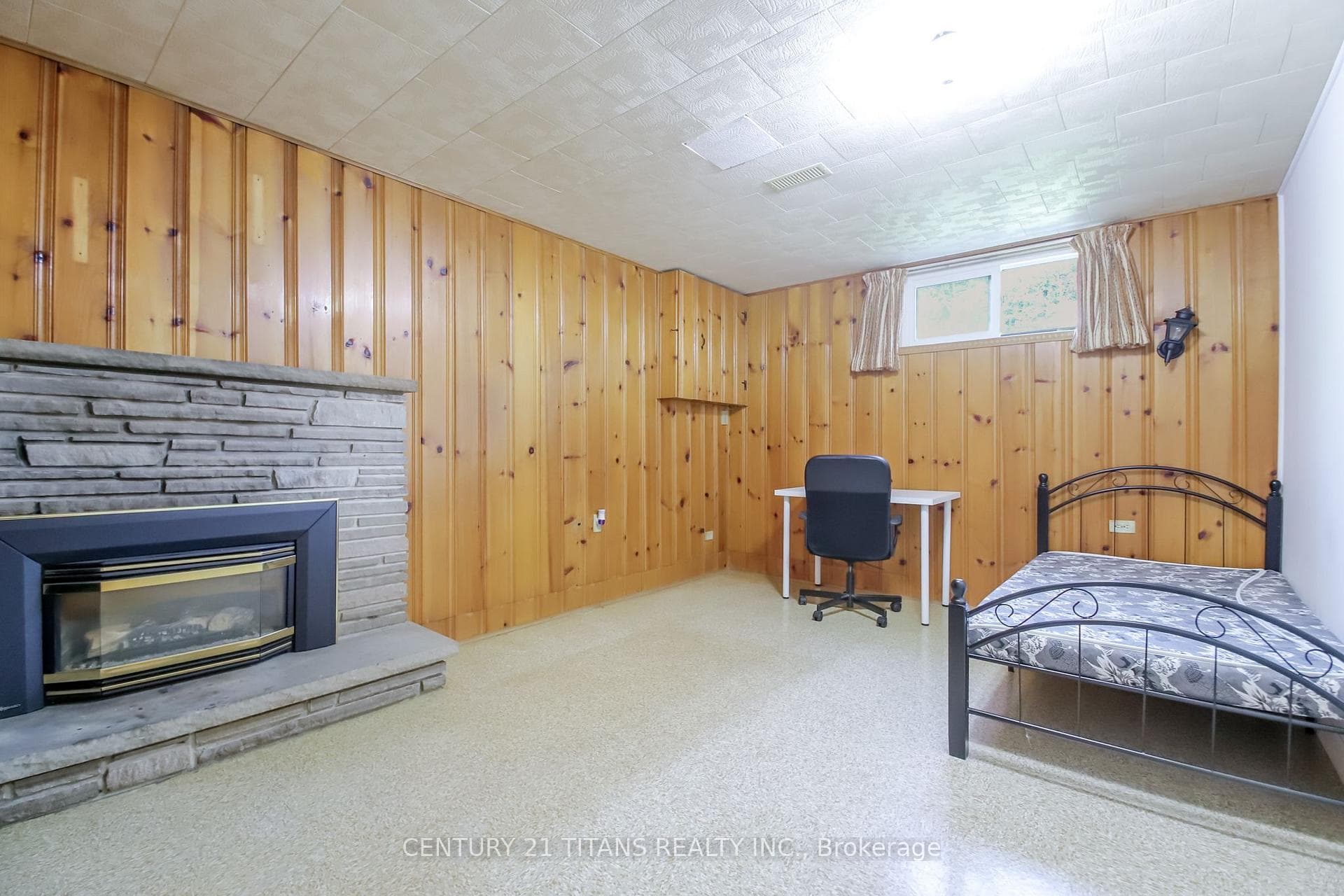 9 Minos Crescent photo 31