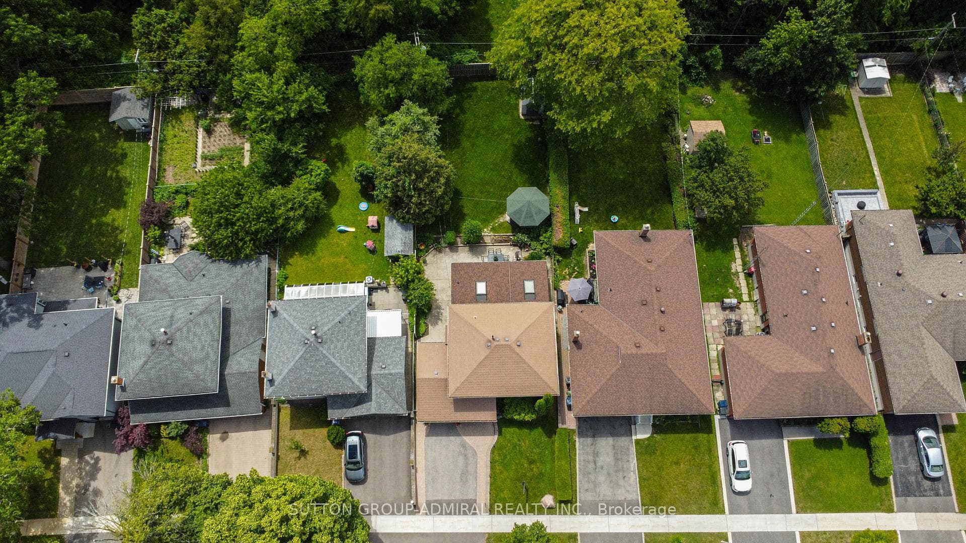41 Hamptonbrook Drive photo 38