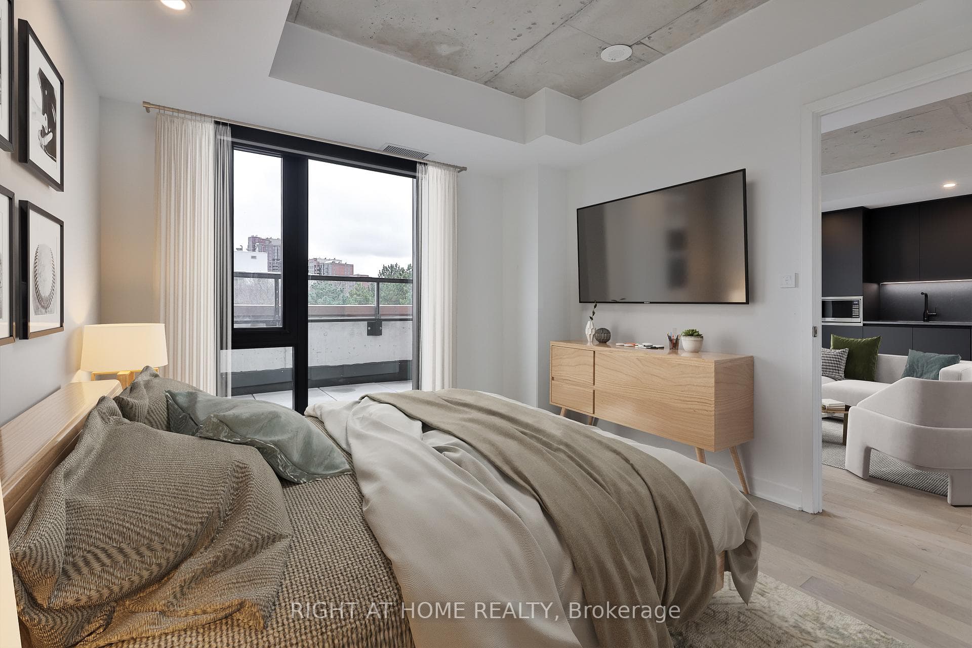 2720 Dundas Street Unit 409 photo 9
