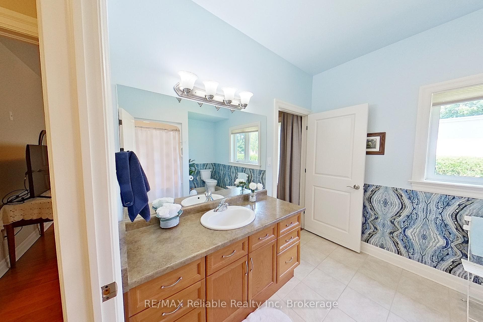 4-10 Conrad Drive photo 22