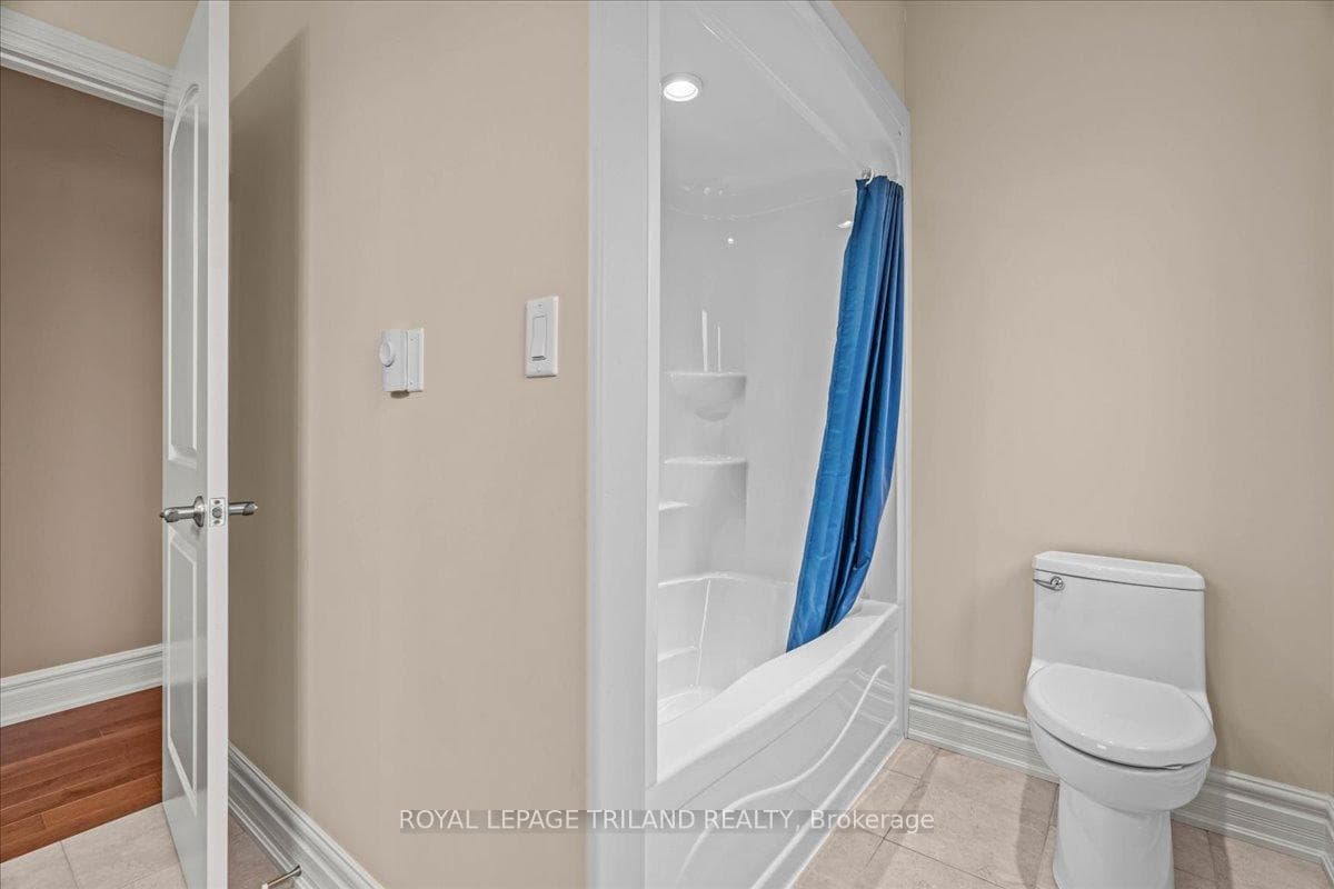 9416 Hickory Drive photo 22