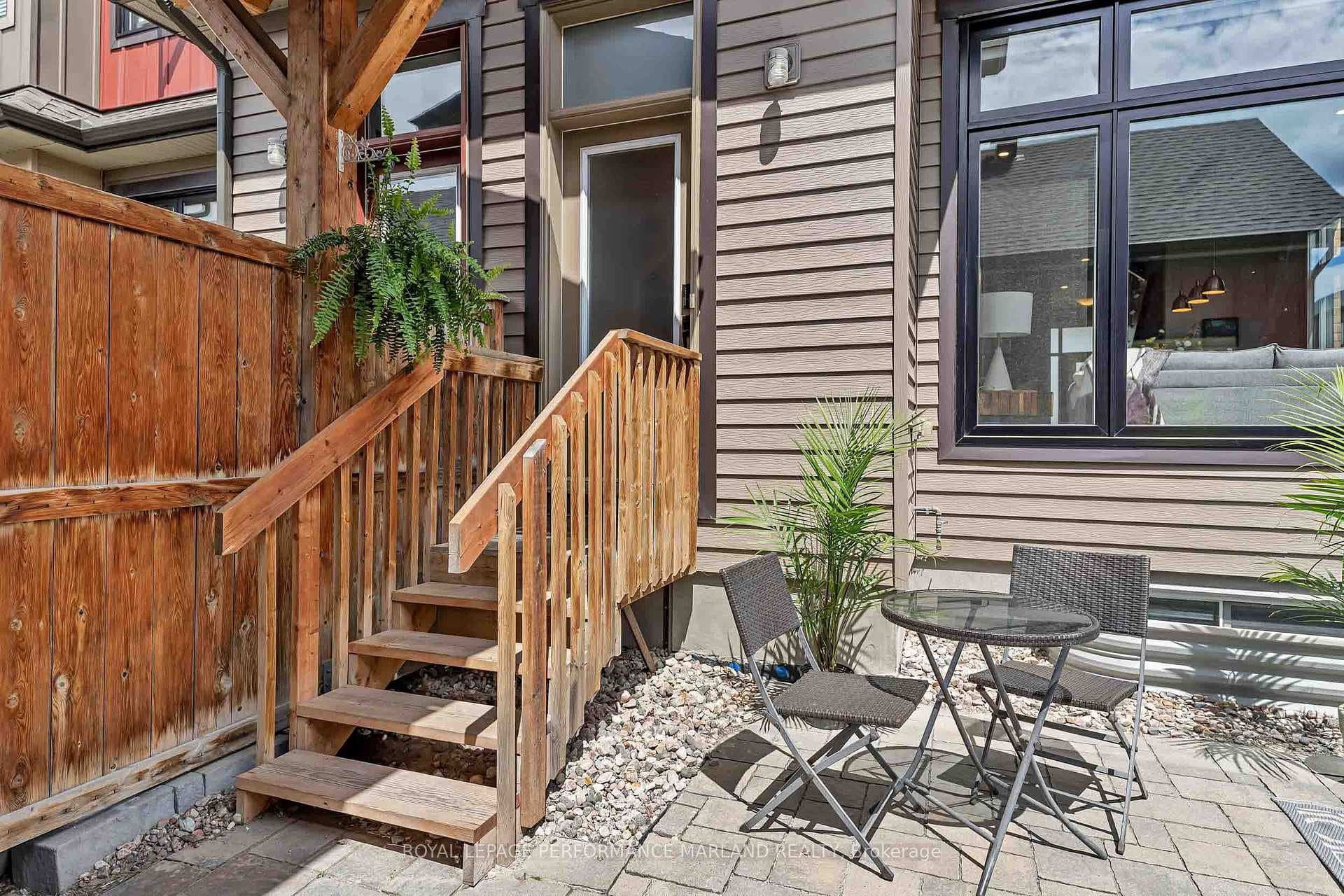 462 Codds Road photo 31