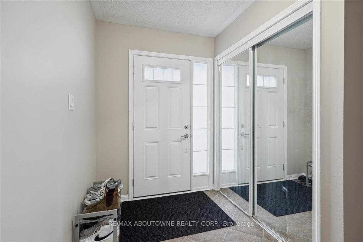 222 Septimus Heights photo 6