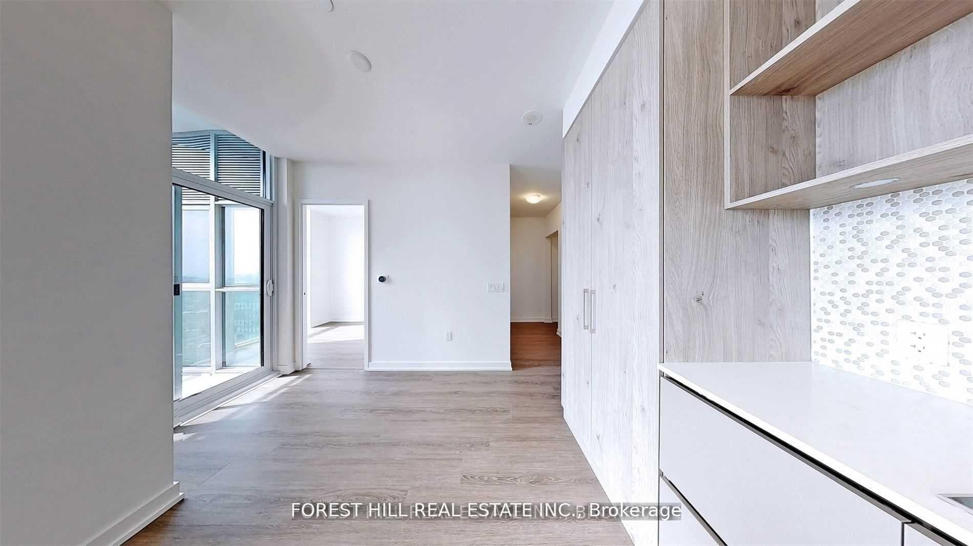 1 Yorkville Avenue Unit 3202 photo 8