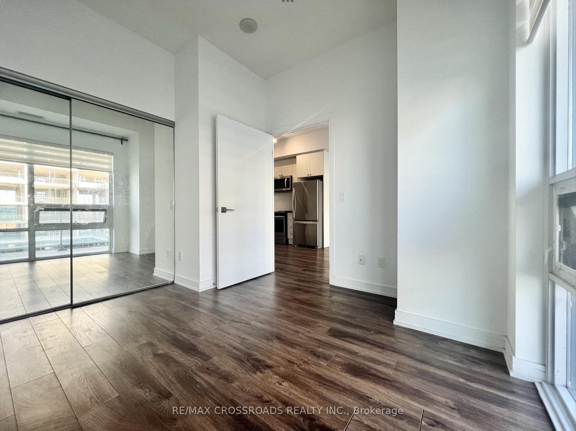 621 Sheppard Avenue Unit 739 photo 12