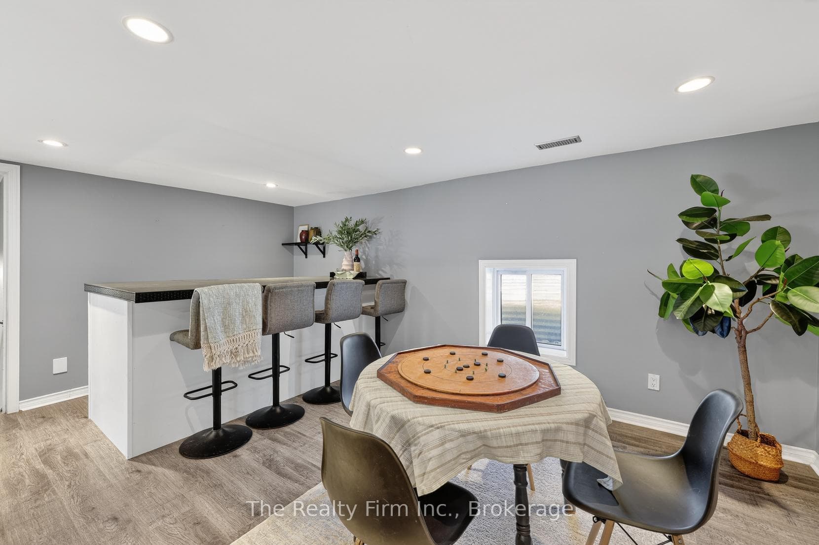 14 Linden Place photo 18