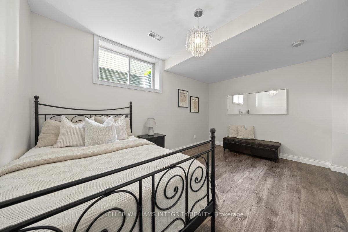 16 Blackshire Circle photo 46
