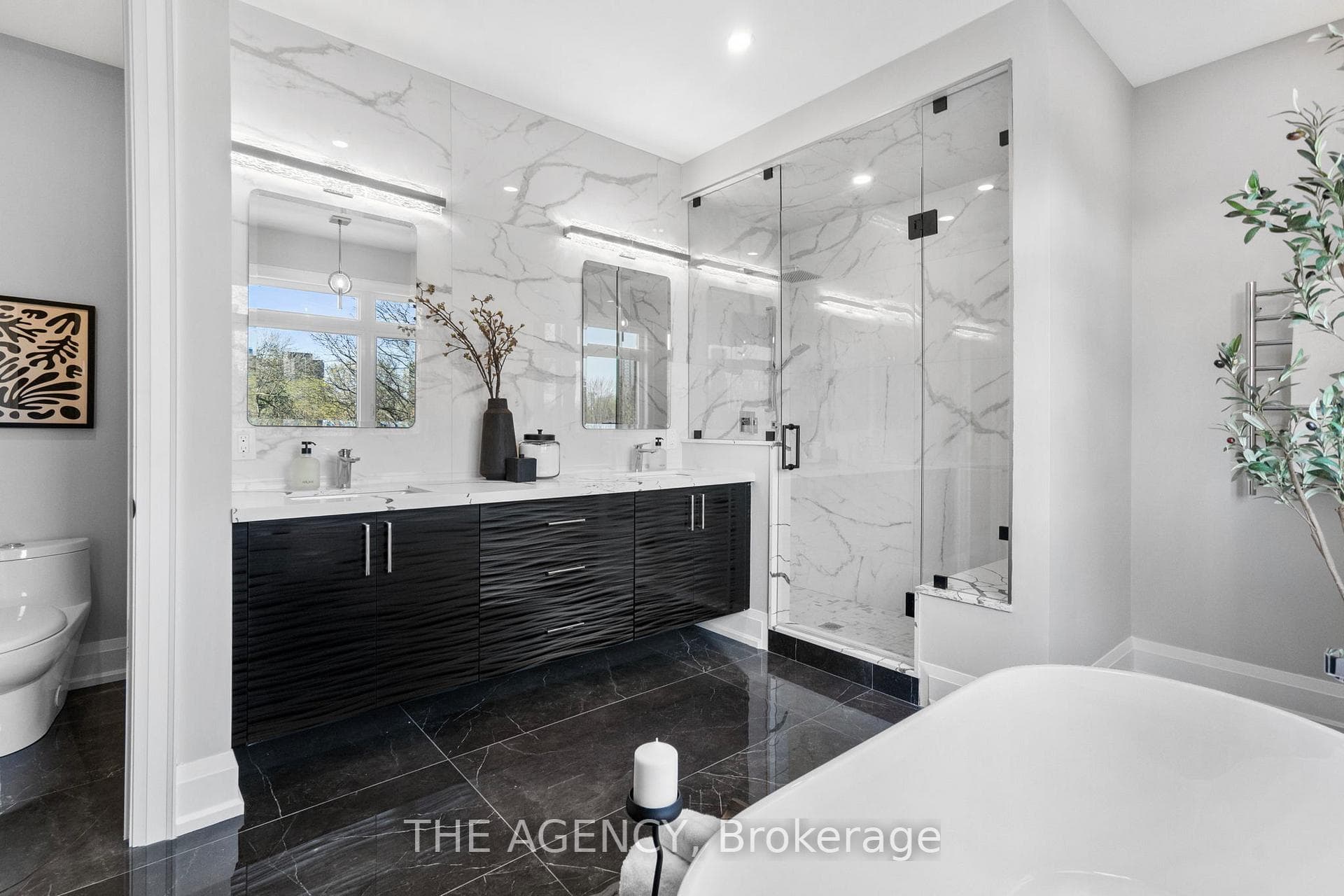 41 St Andrews Boulevard photo 32