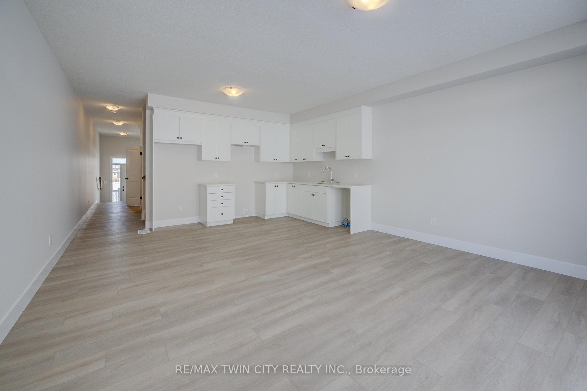 163 Dunnigan Drive photo 9