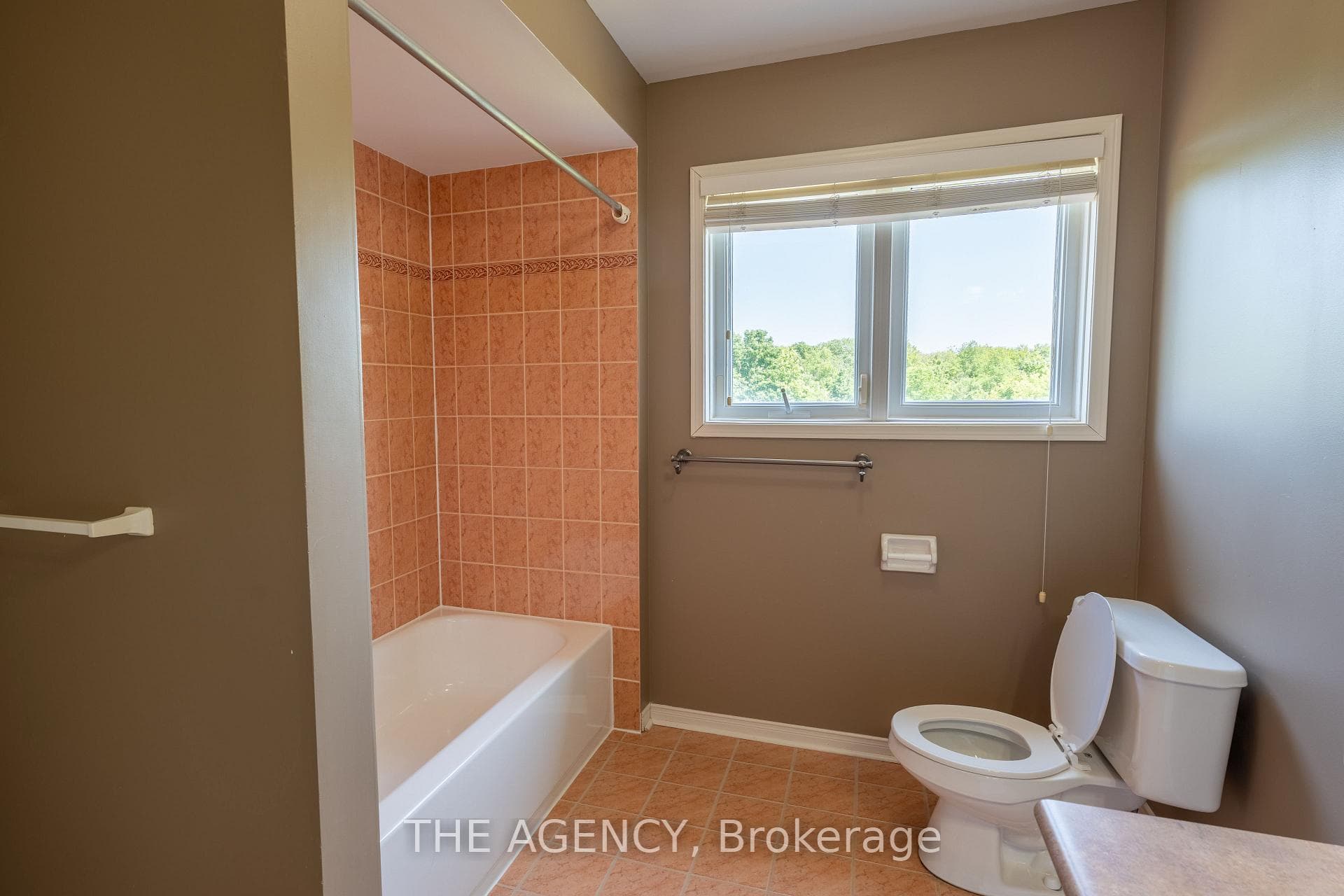 45 Silvervalley Drive Unit UPPER photo 30