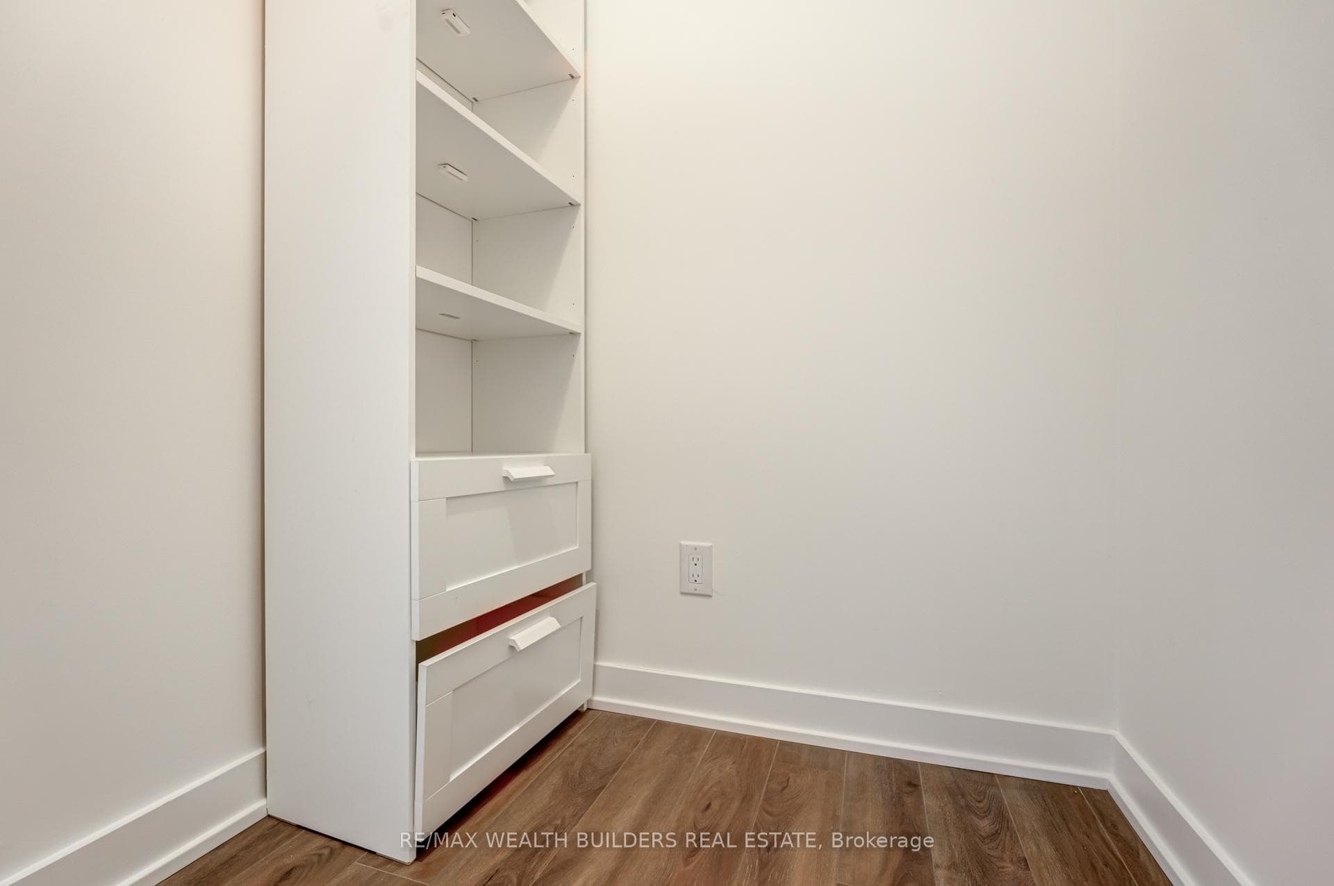 1928 Lake Shore Boulevard Unit 4209 photo 24