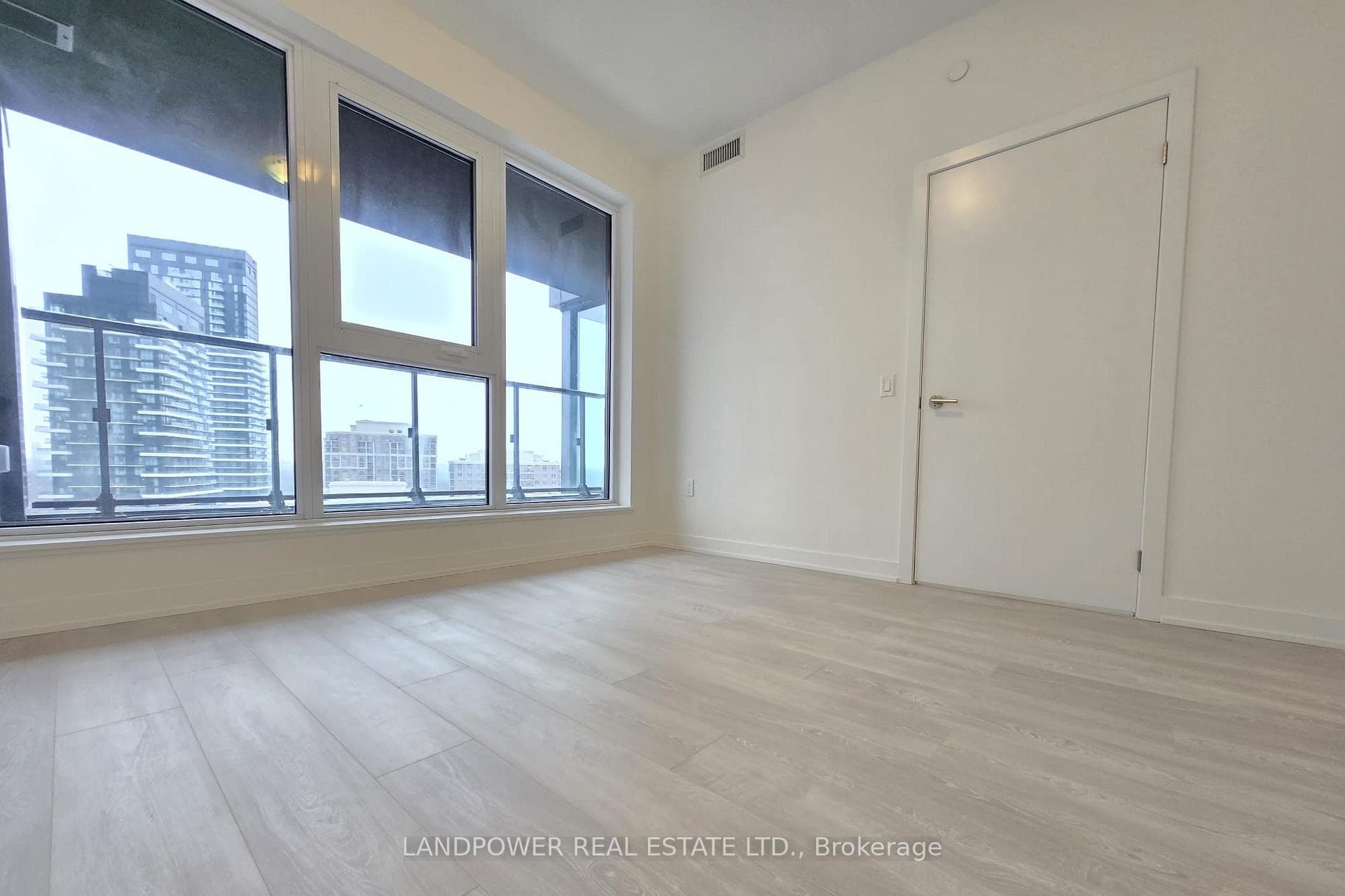 1 Quarrington Lane Unit 1616 photo 15