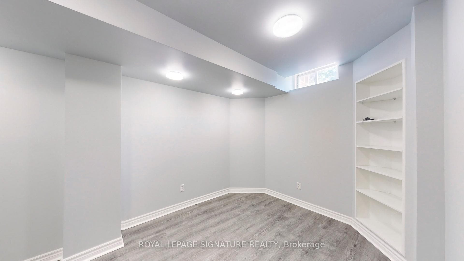 15 Armon Avenue photo 32