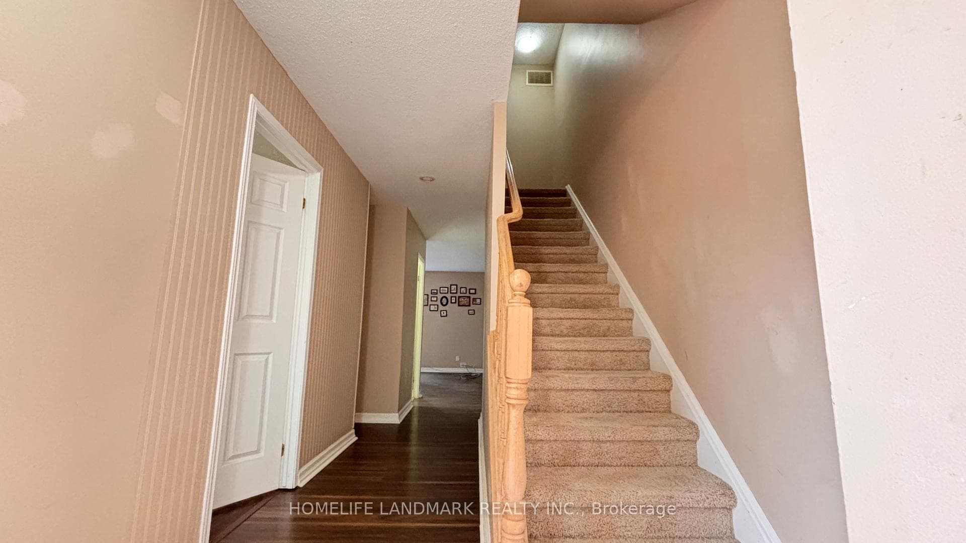 403 KEATS Way Unit 2 photo 12