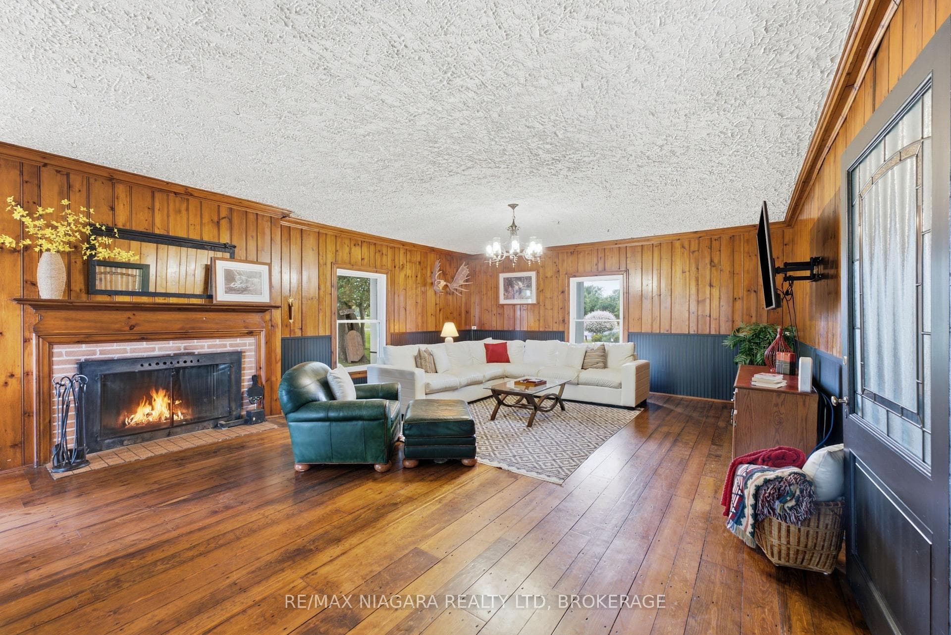 214 Windmill Point Road photo 13