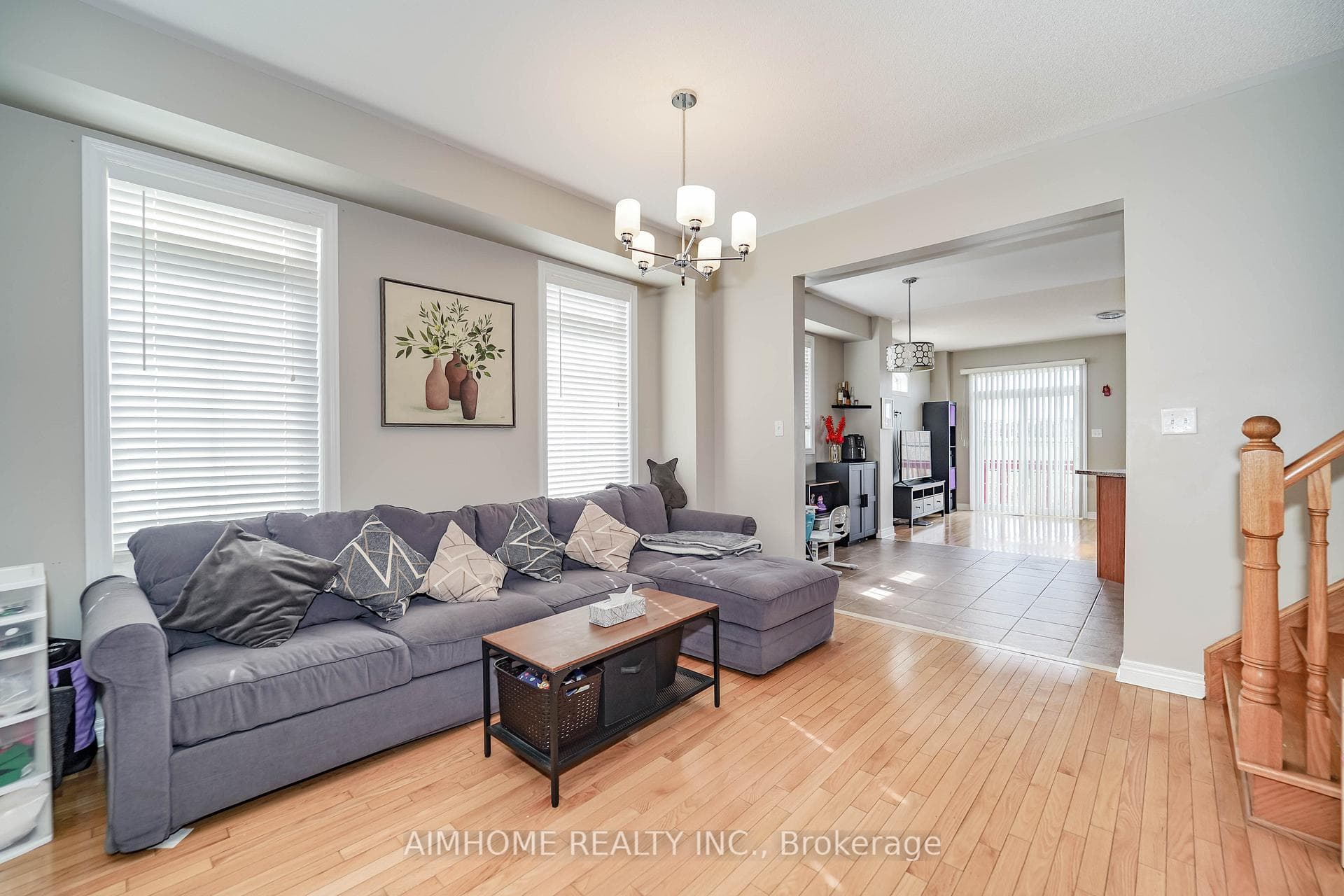 3325 Sunlight Street photo 9