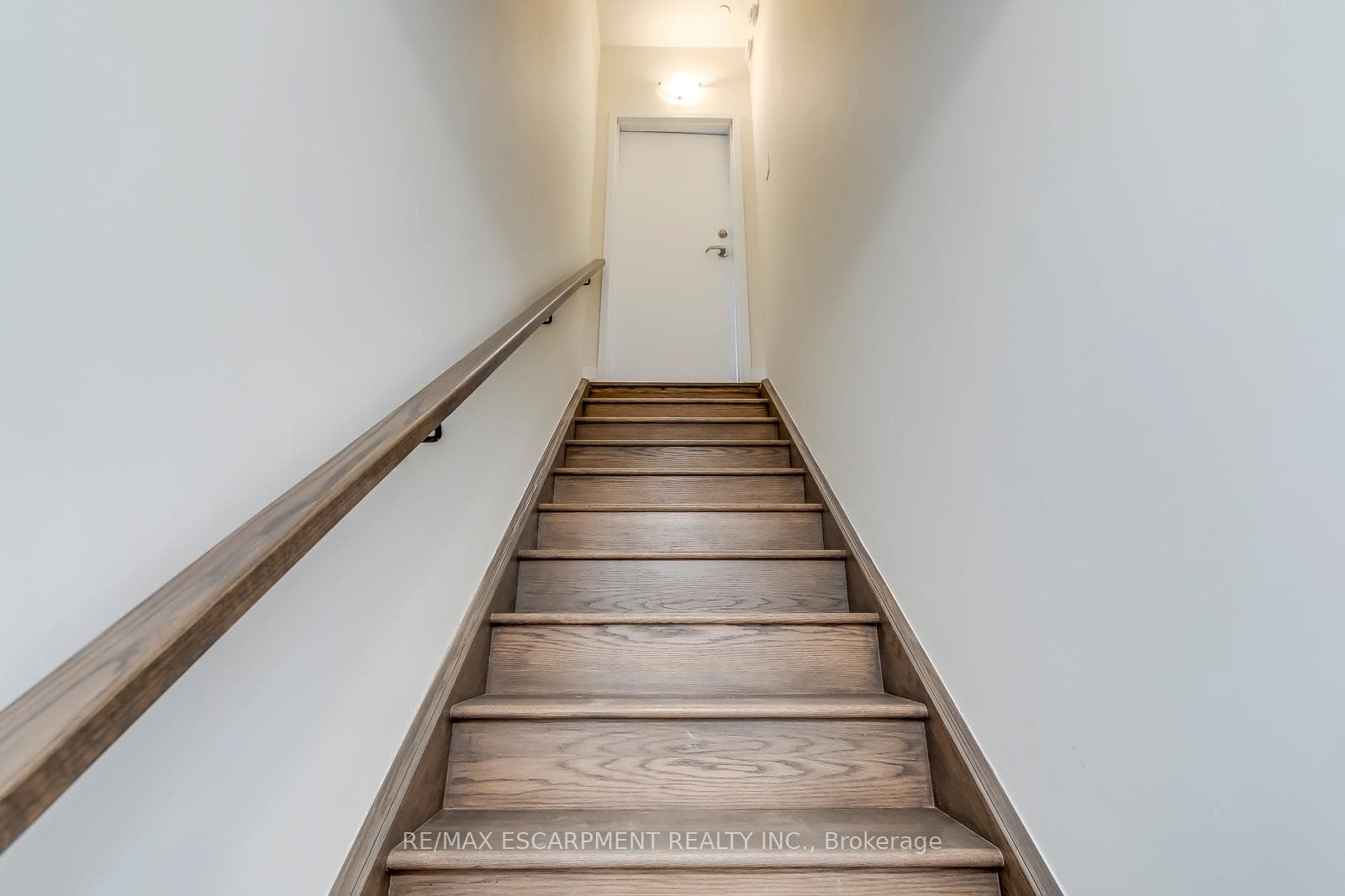 1581 Rose Way Unit 111 photo 3