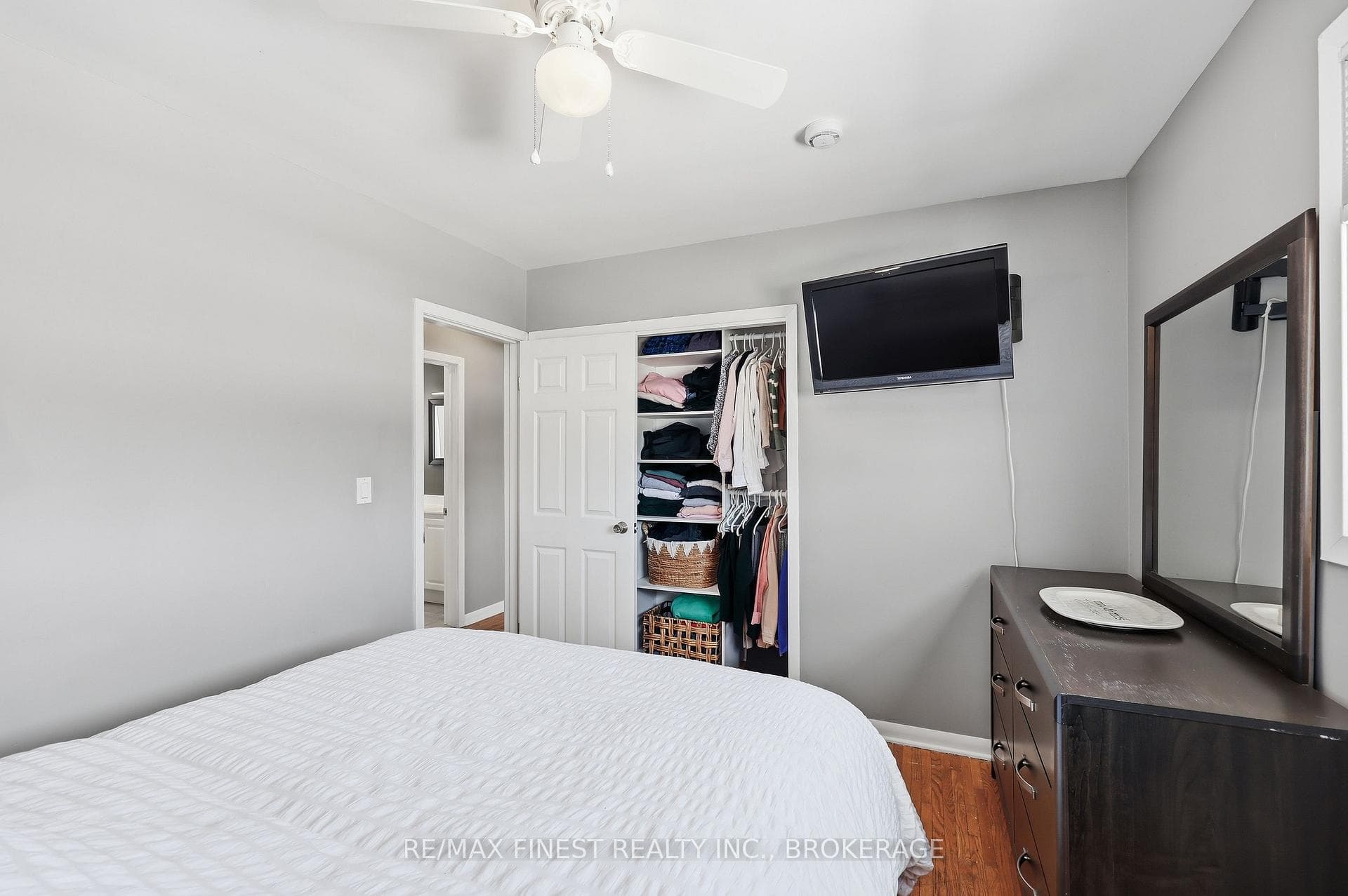 1479 Montreal Street photo 14