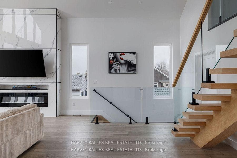 3184 Lakeshore Road photo 10
