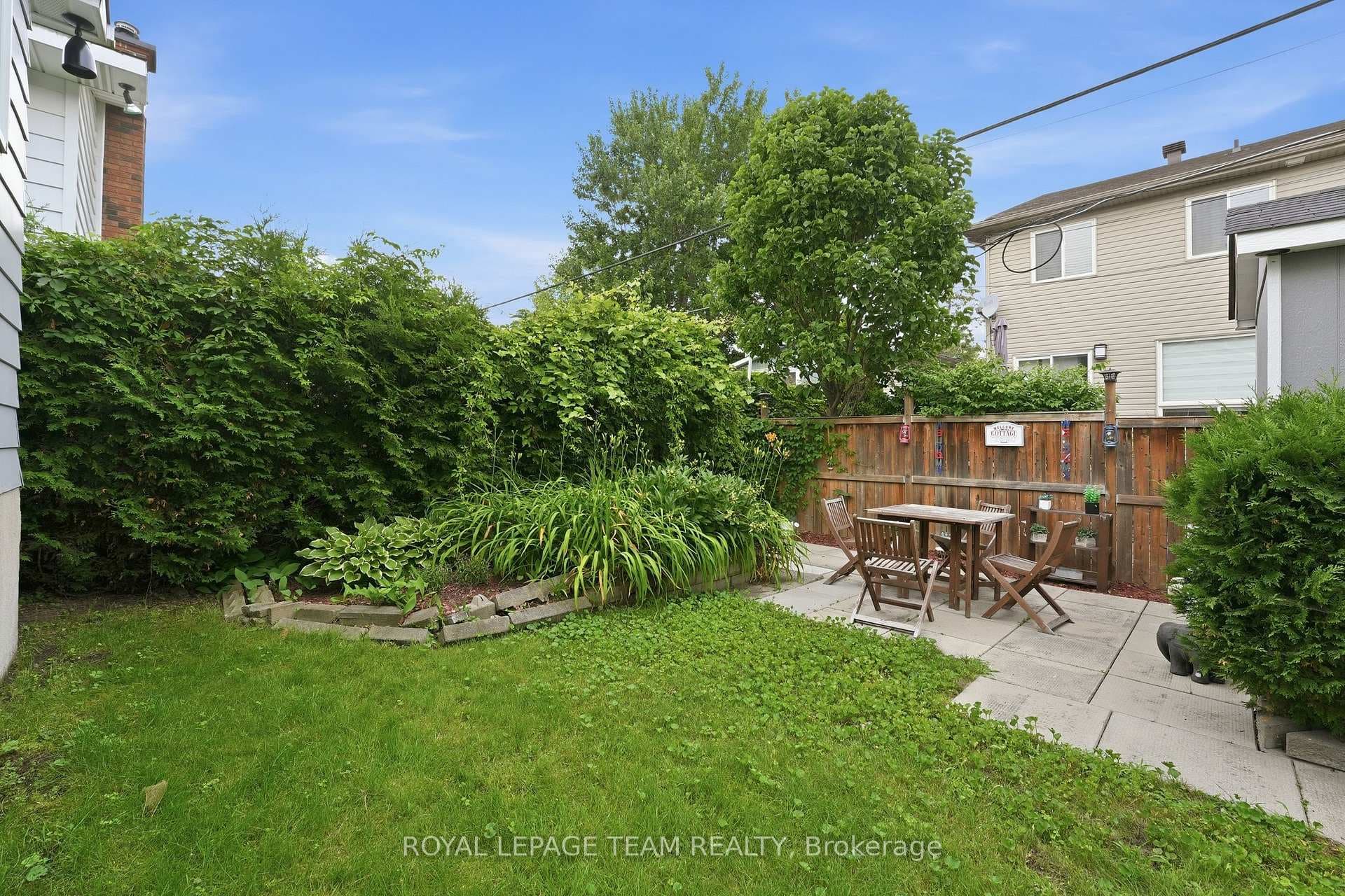 289 Montfort Street photo 46
