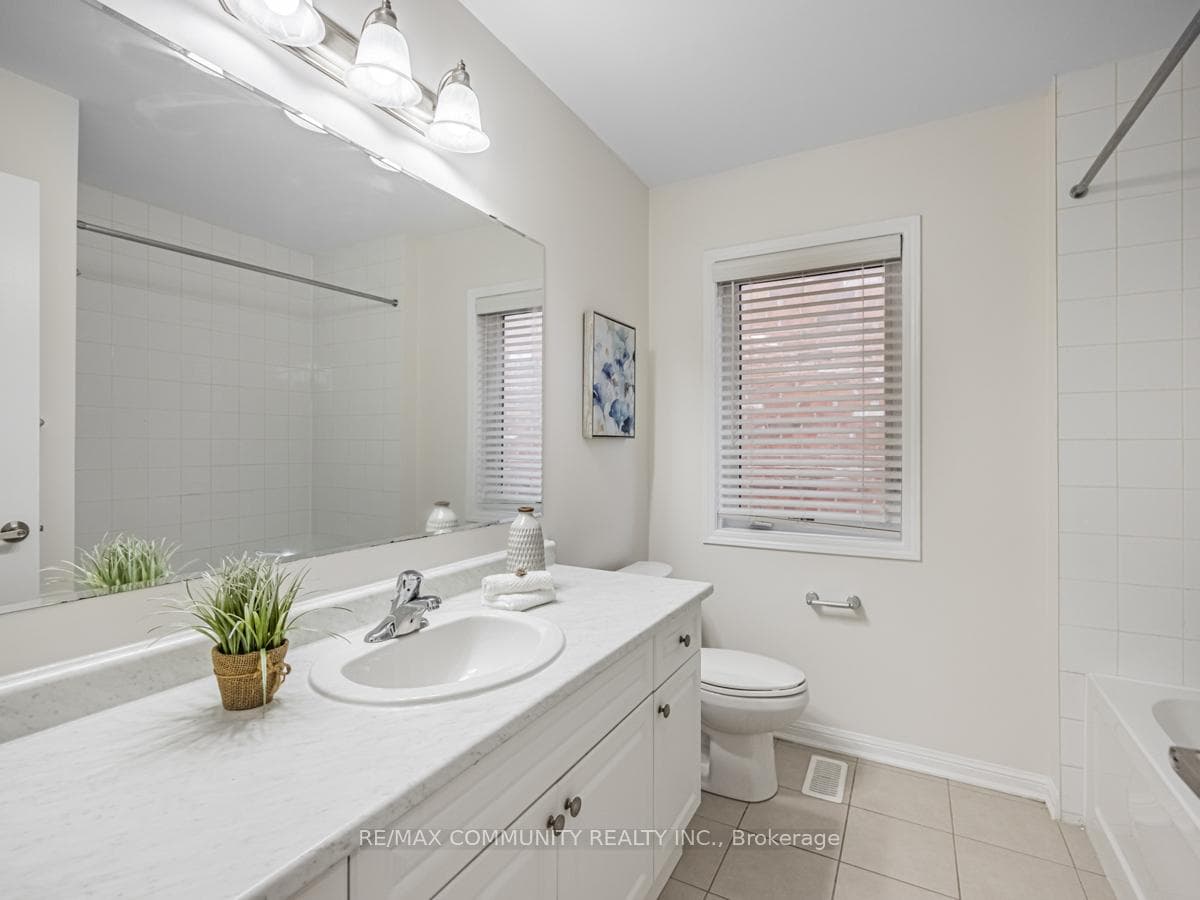 69 Robert Parkinson Drive photo 29