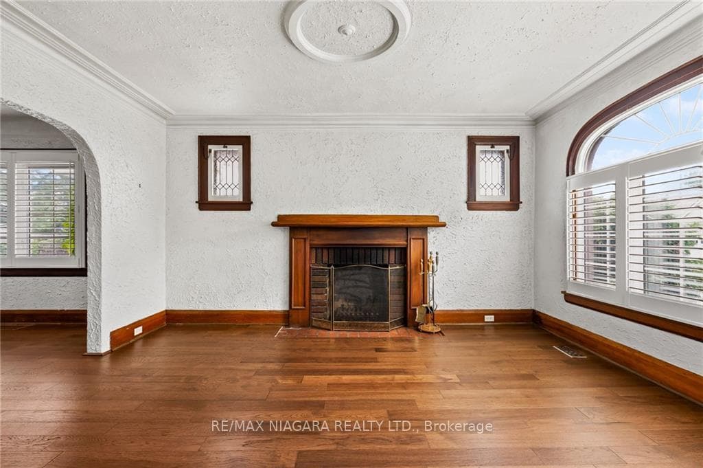 42 Highland Avenue photo 4
