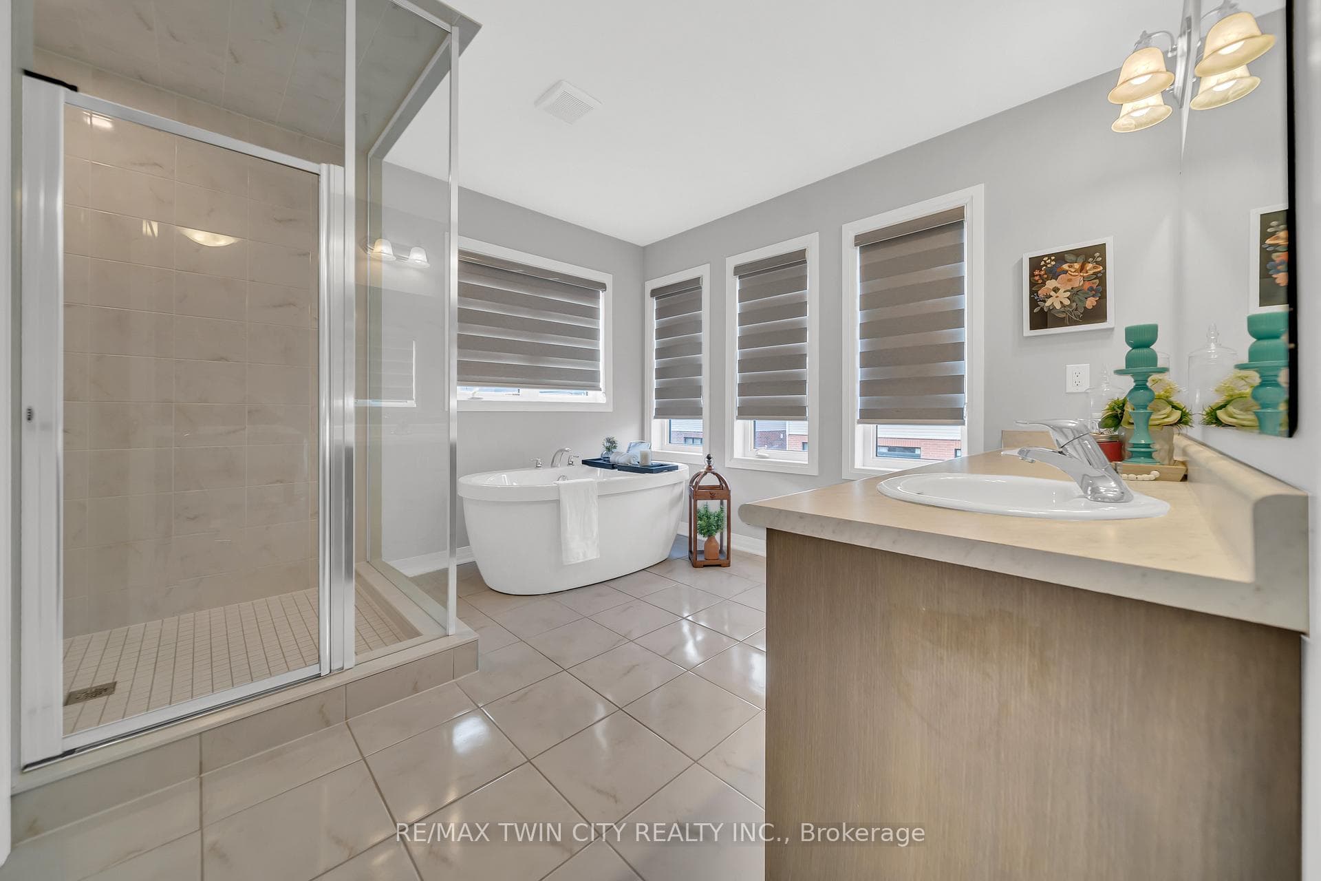 Primary 5pc Ensuite