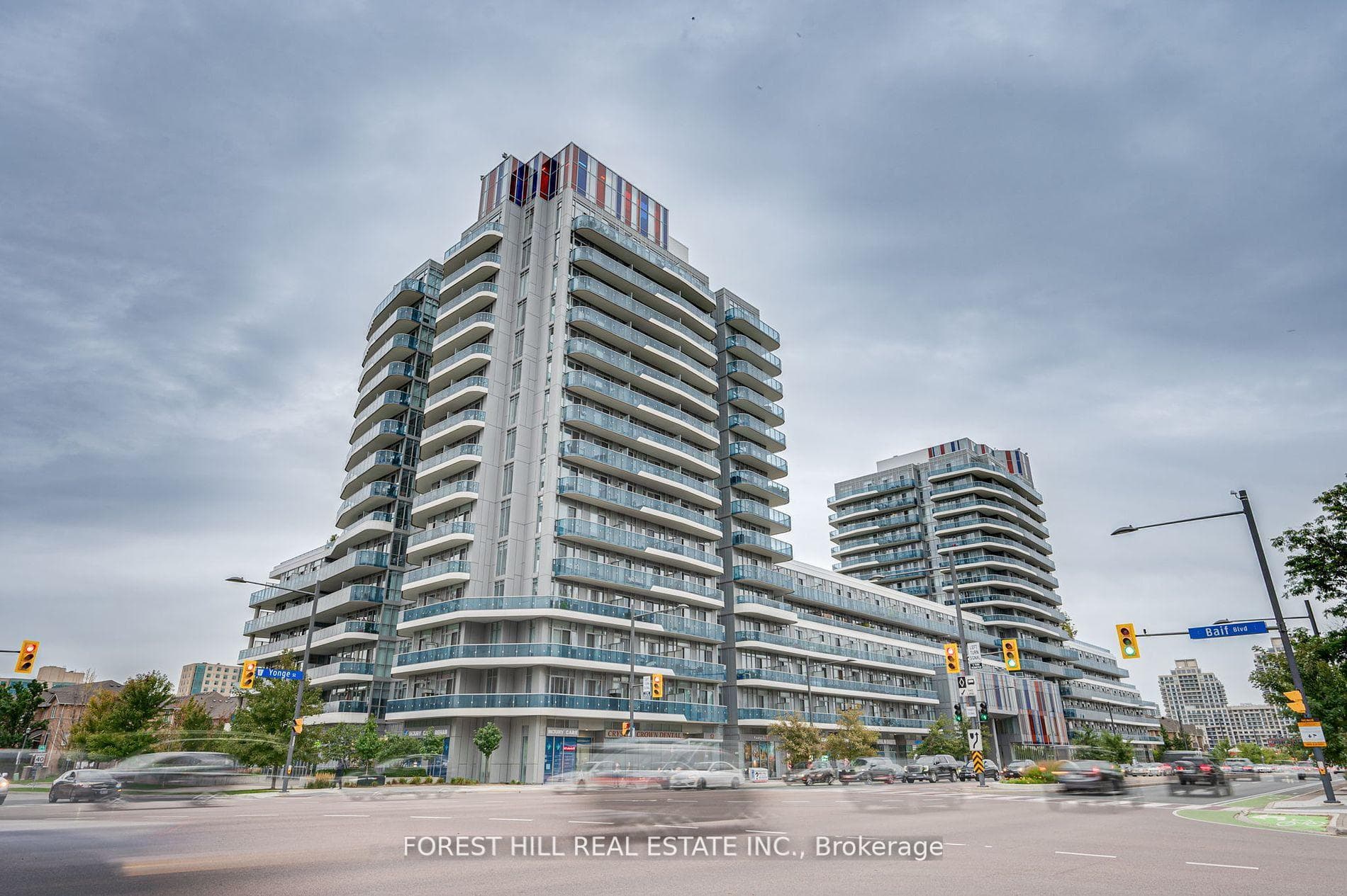 9471 Yonge Street Unit 1614 photo 1