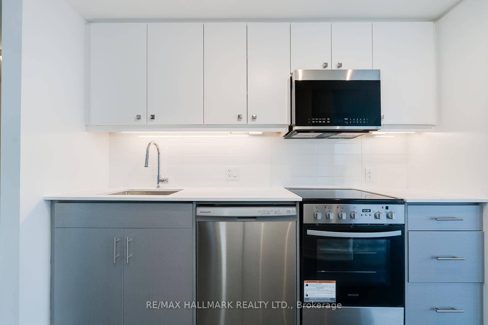 2 Manderley Drive Unit 418 photo 9
