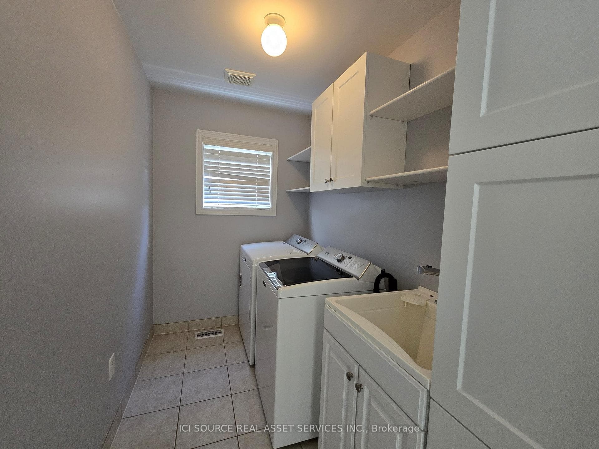 1468 Coldstream Drive photo 9