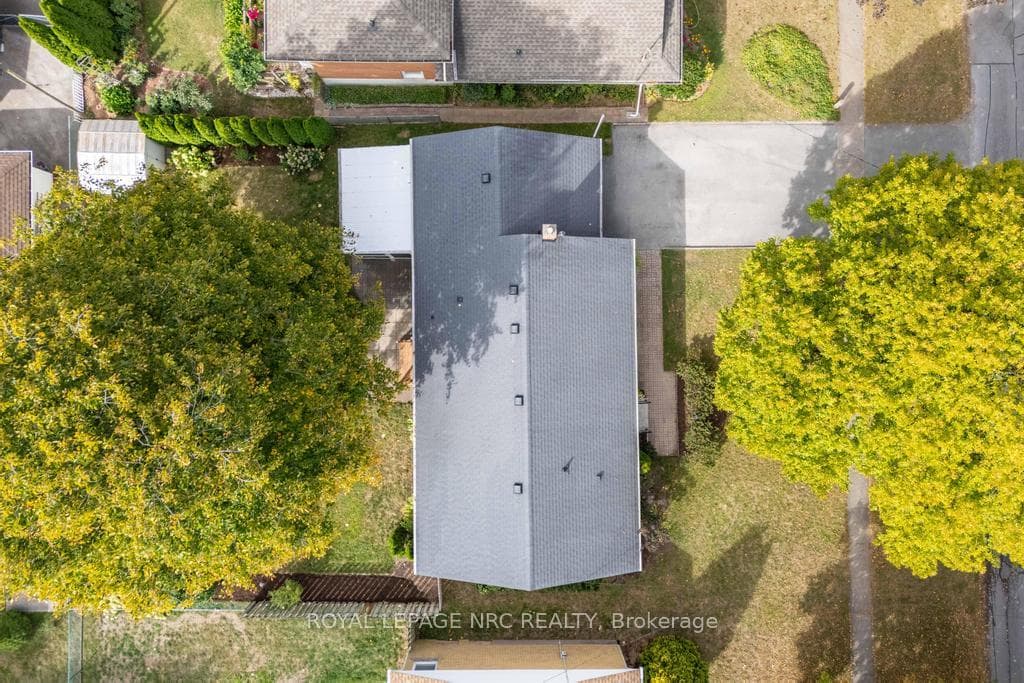 6486 Mcmicking Street photo 34