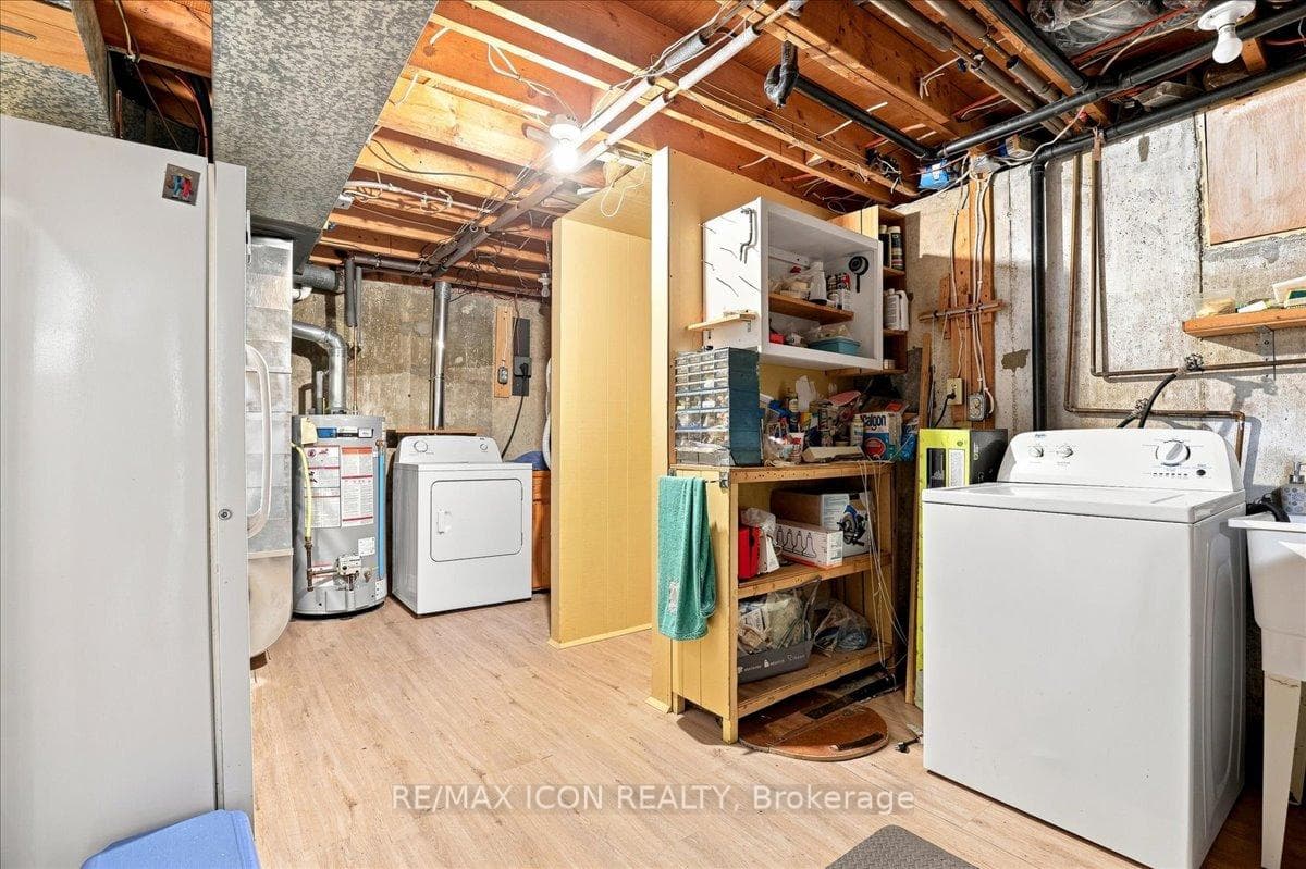 90 James Street photo 30