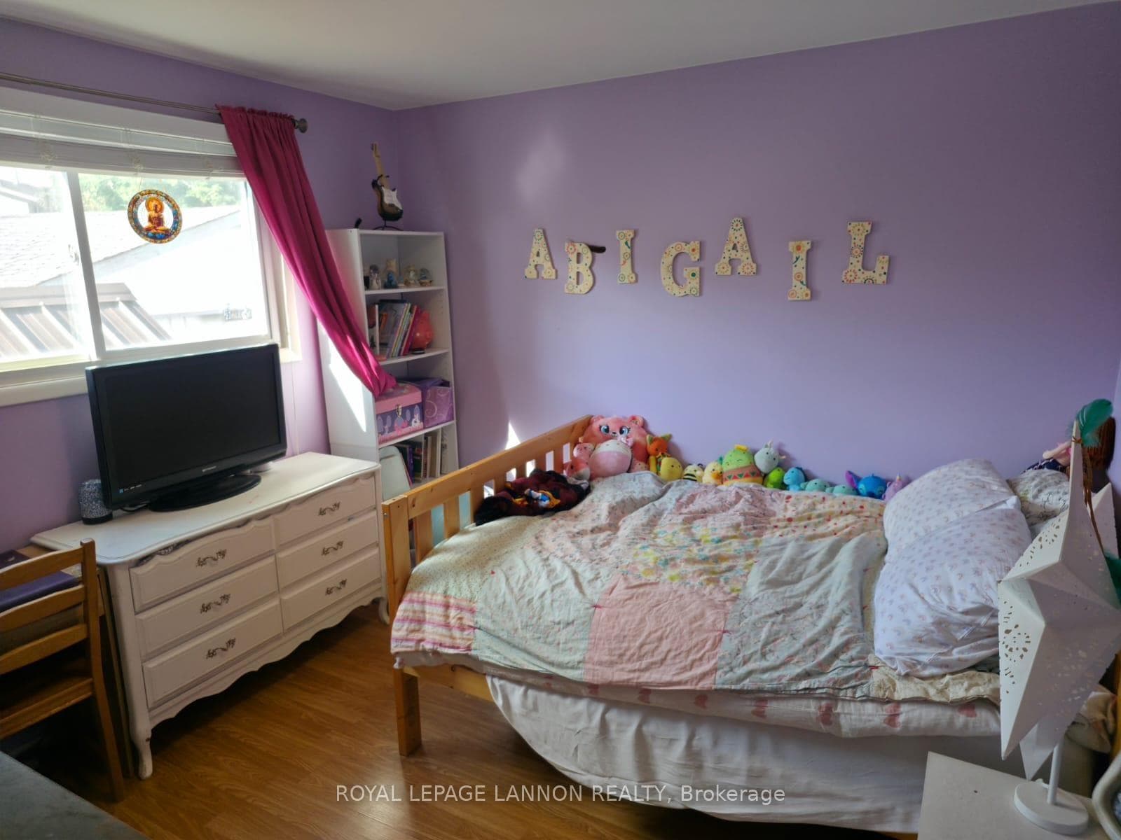 554 Churchill Drive photo 15