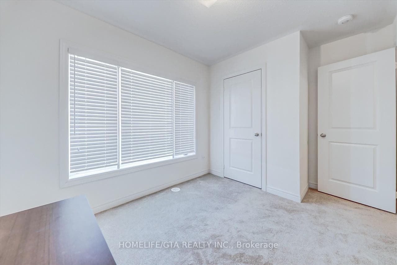 11737 Tenth Line photo 31