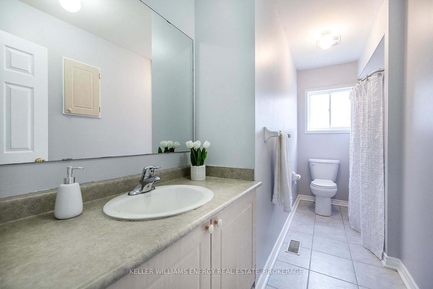 Main Bathroom