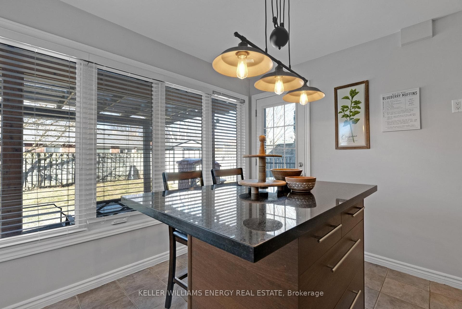 19 Doncaster Crescent photo 13